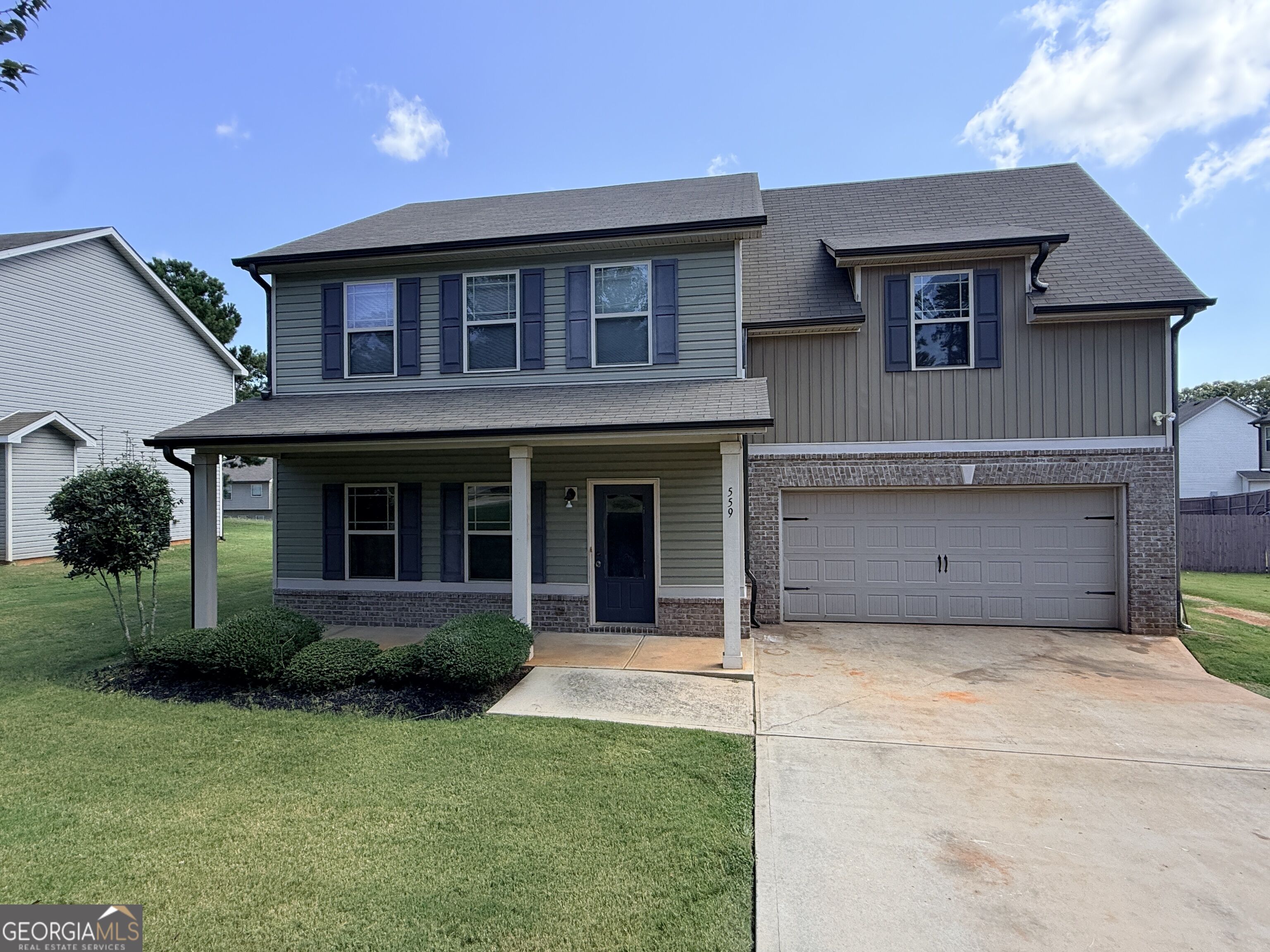 559 Joneus Drive Property Photo 2