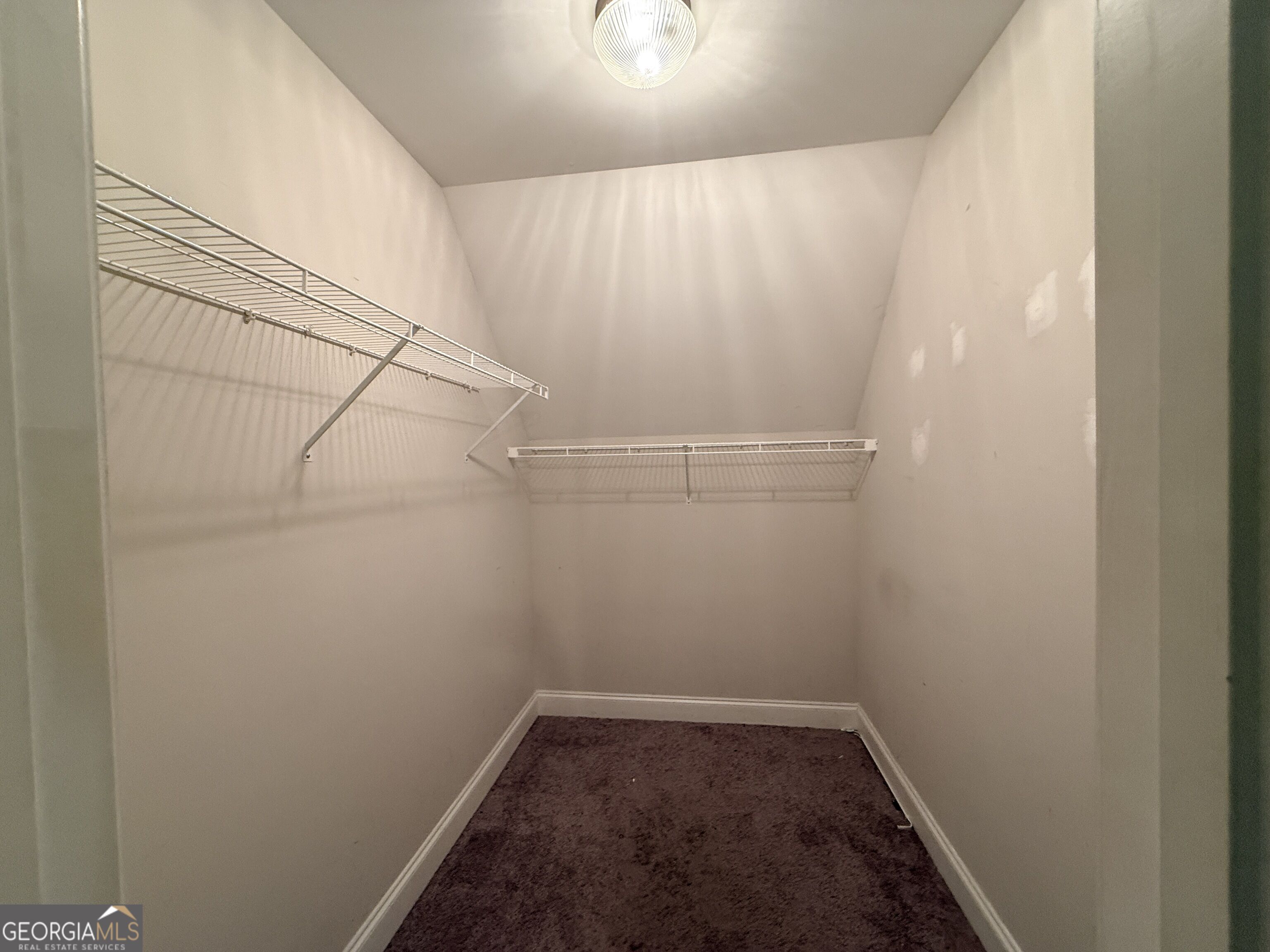 559 Joneus Drive Property Photo 14
