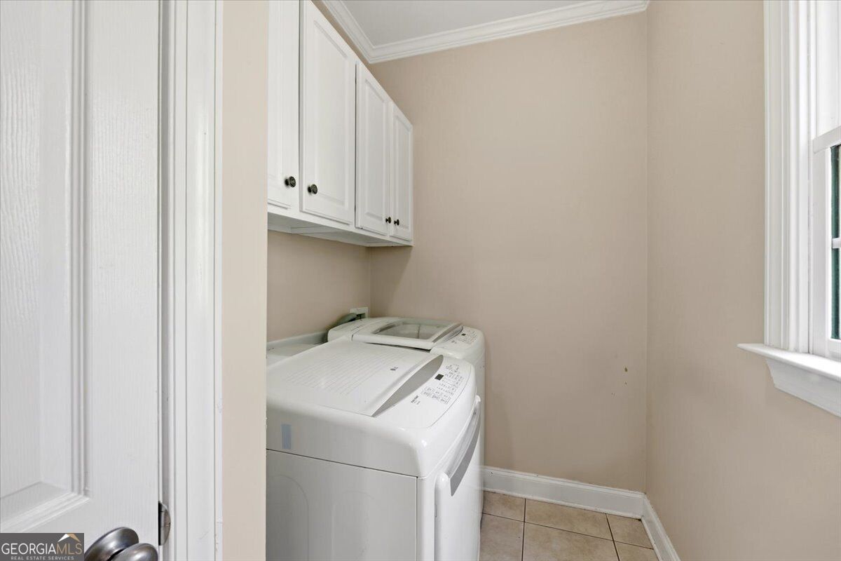 728 Markhams Drive Property Photo 11