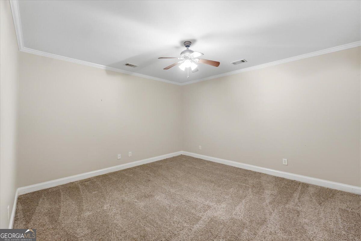 728 Markhams Drive Property Photo 16