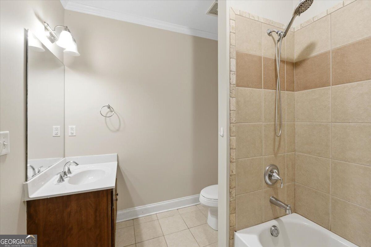 728 Markhams Drive Property Photo 19