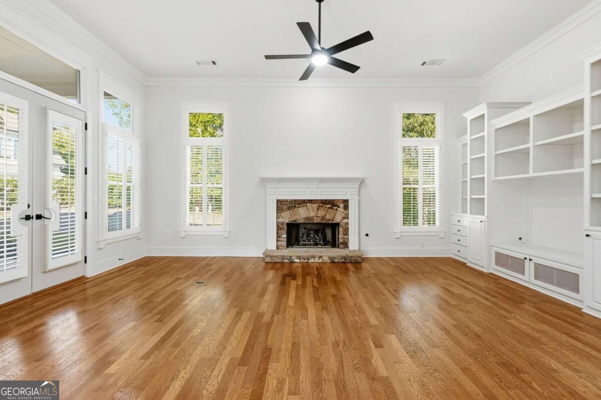 8 Fieldstone Court E Property Photo 16