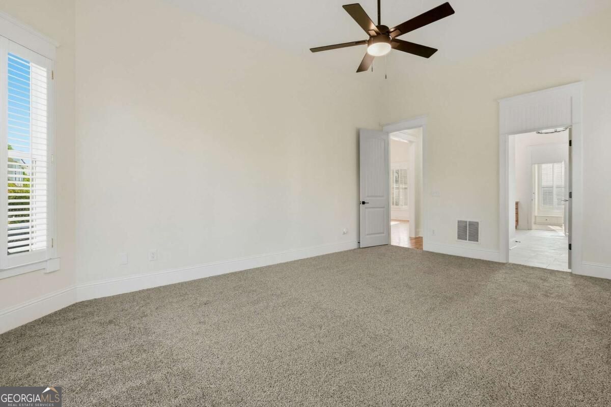 8 Fieldstone Court E Property Photo 31