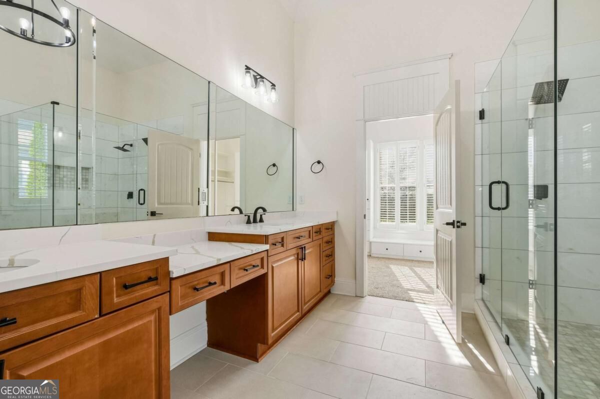 8 Fieldstone Court E Property Photo 33