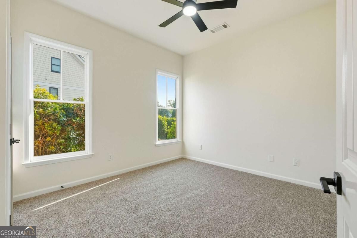 8 Fieldstone Court E Property Photo 43