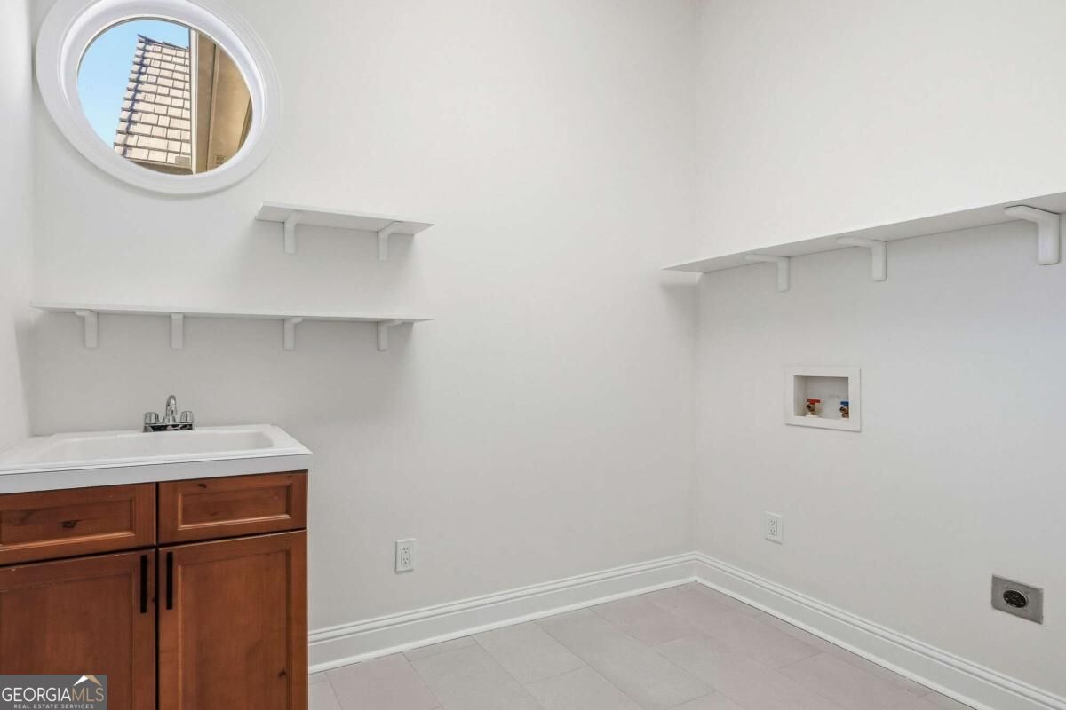 8 Fieldstone Court E Property Photo 47