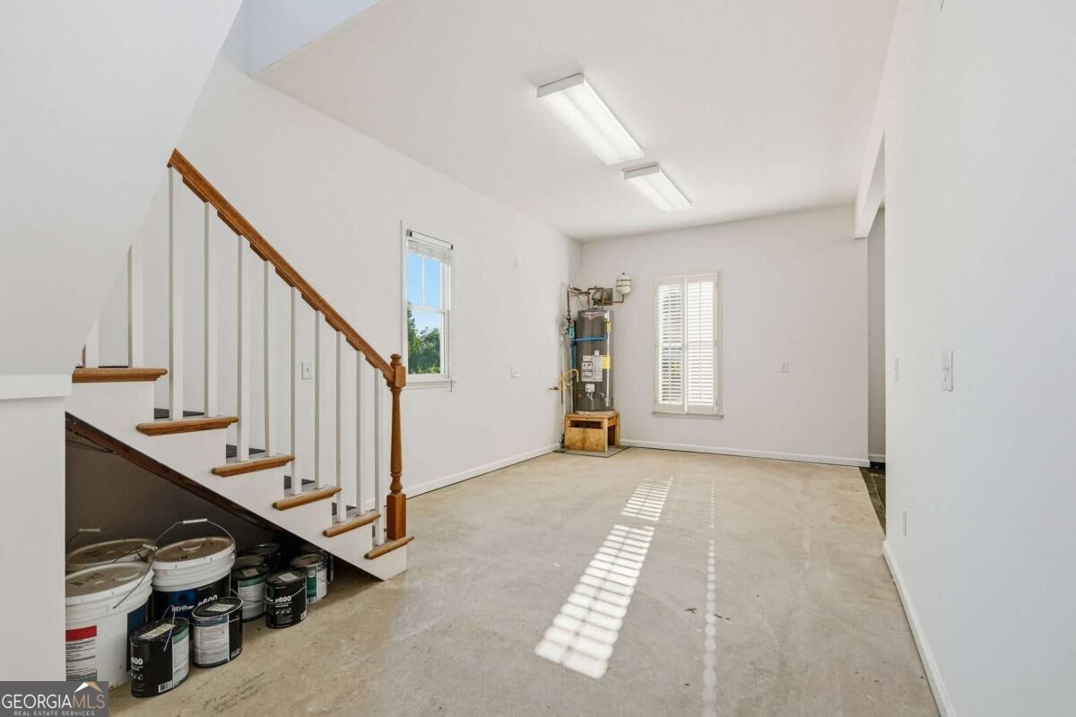8 Fieldstone Court E Property Photo 55