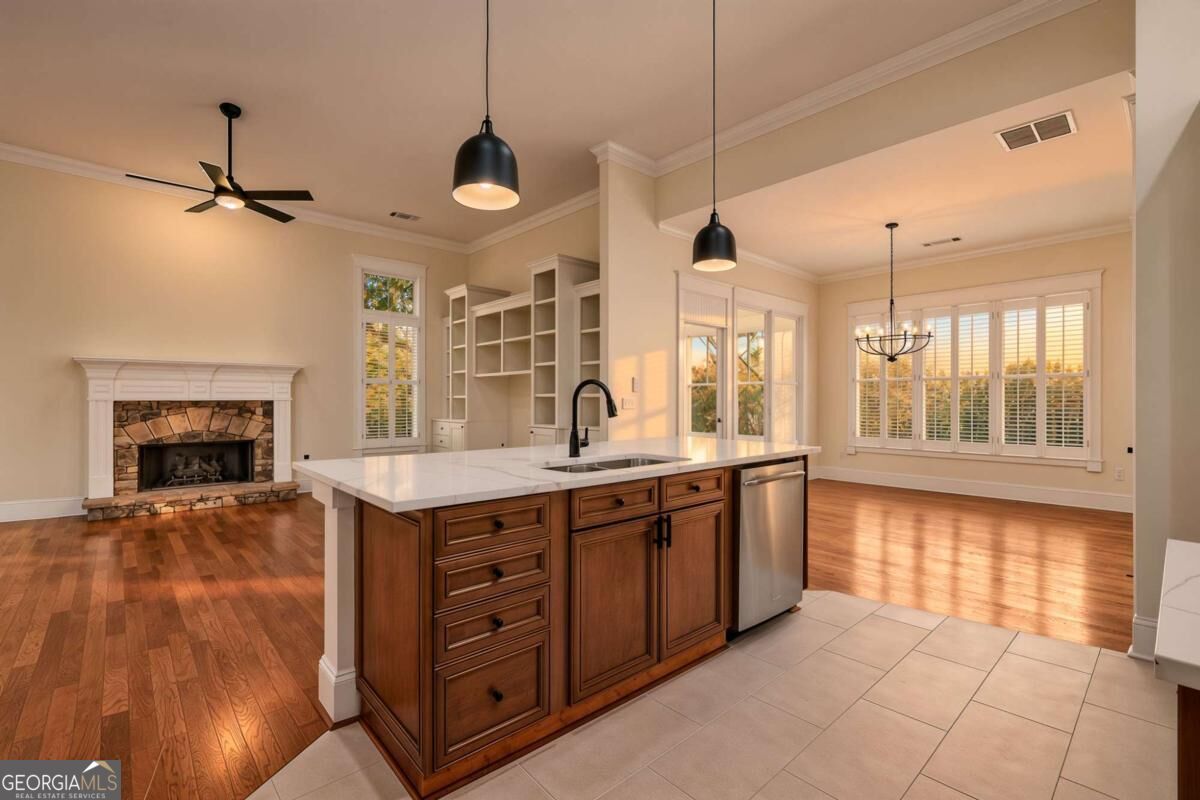 8 Fieldstone Court E Property Photo 69