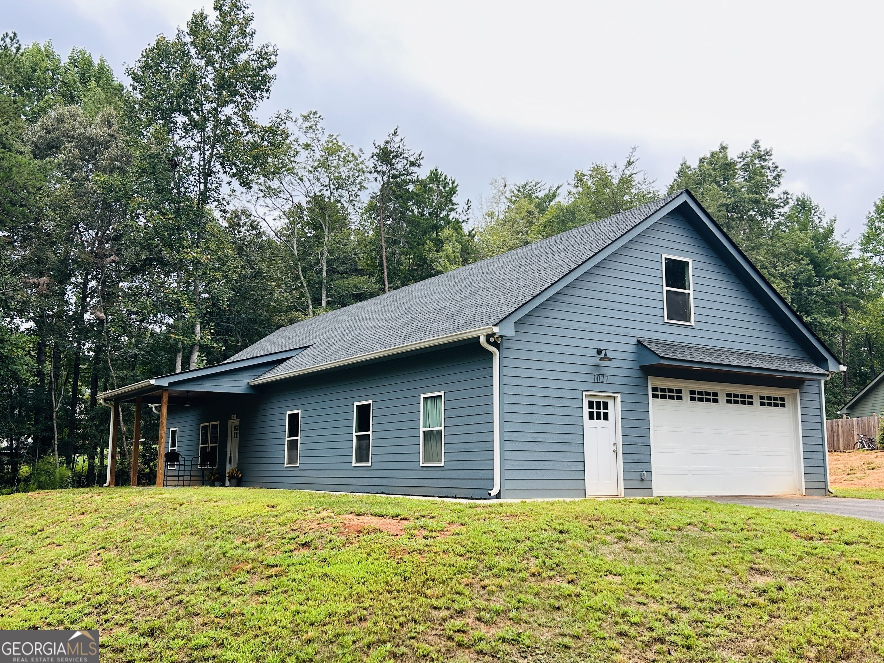 1027 Roberts Rd Property Photo 1