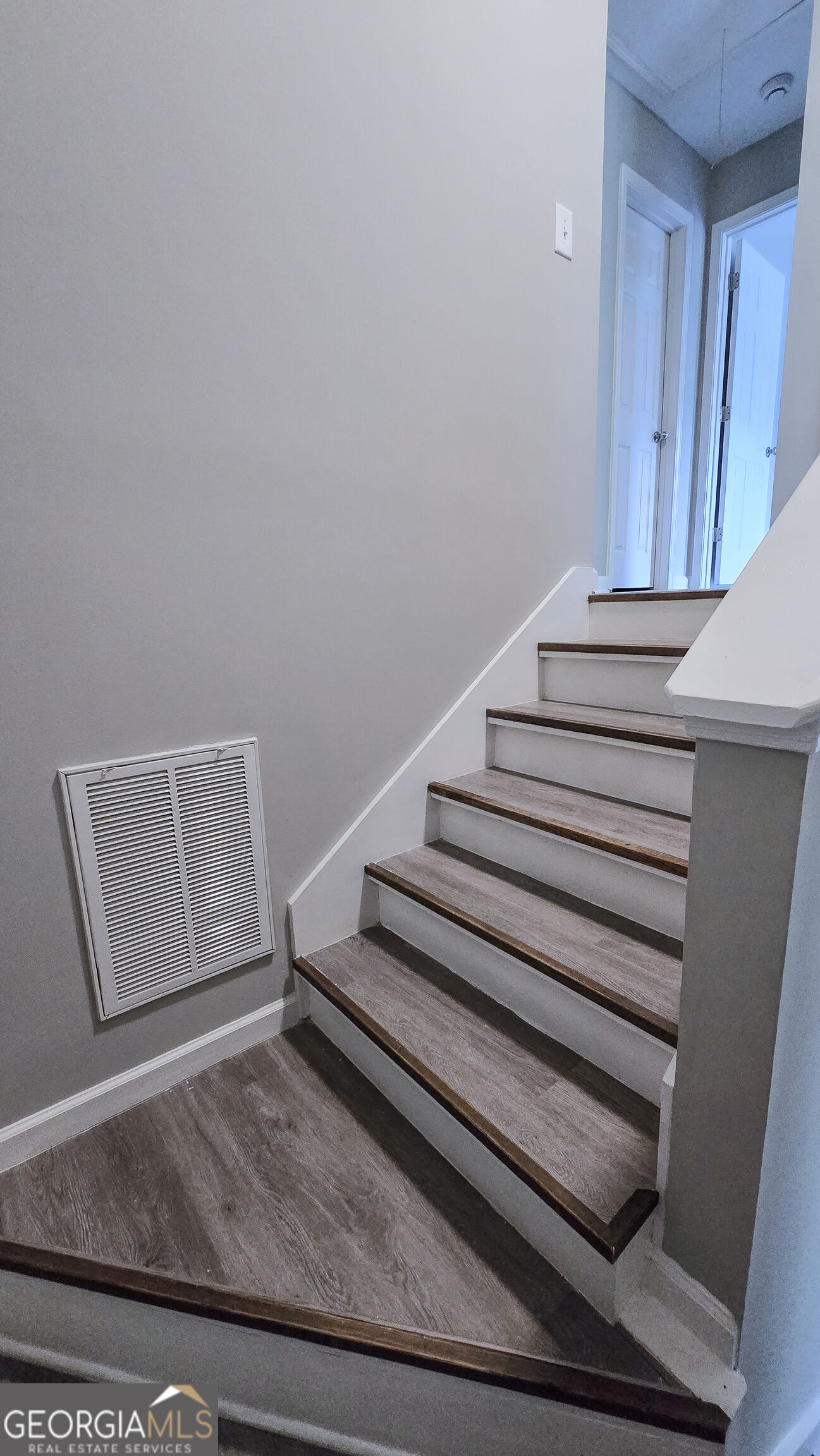 3043 Saddle Creek Drive Property Photo 11