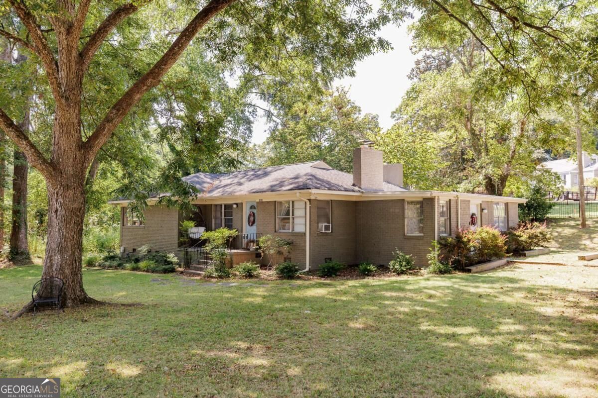 1620 Milledge Avenue Property Photo 1