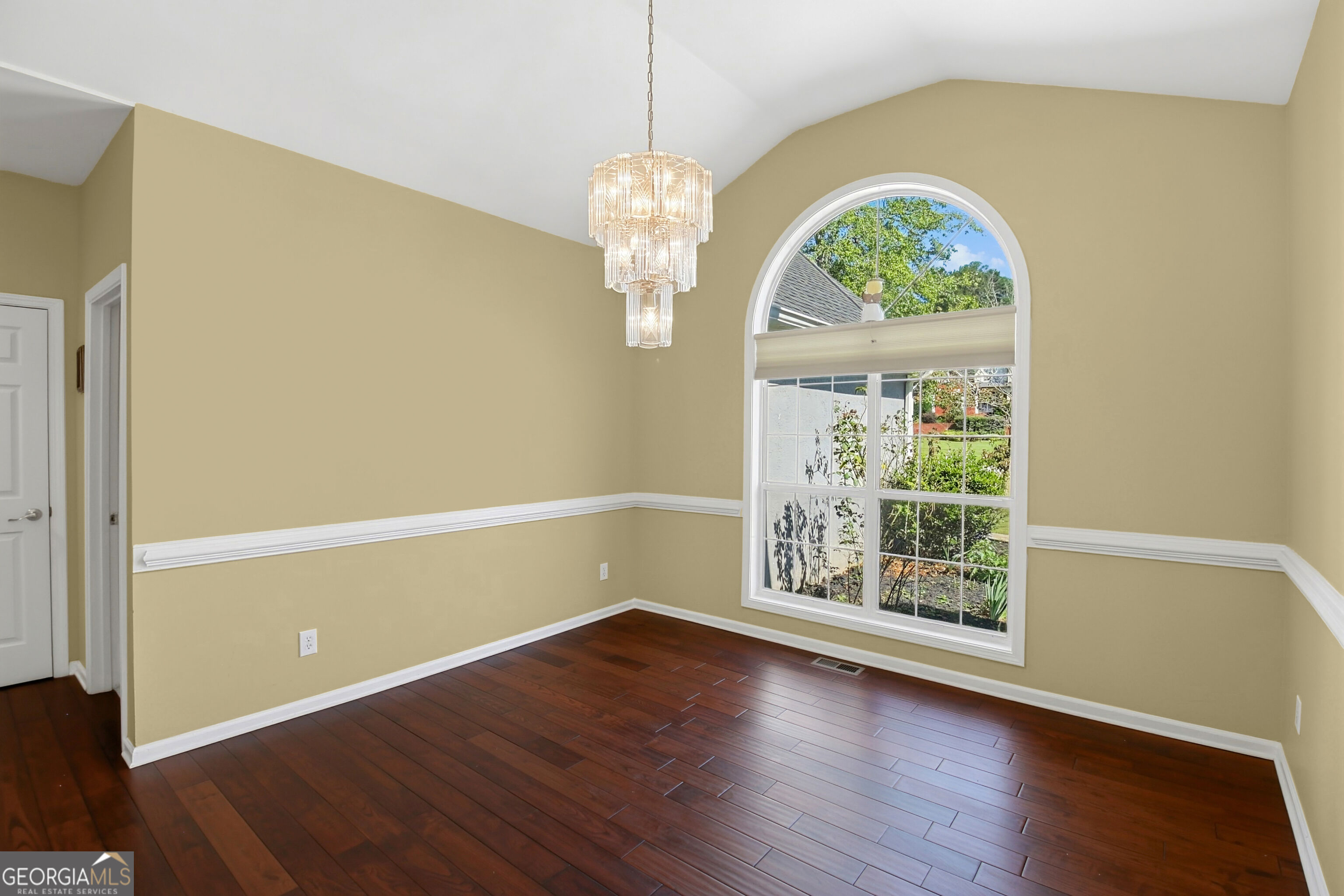 12136 Edgewater Drive Property Photo 20