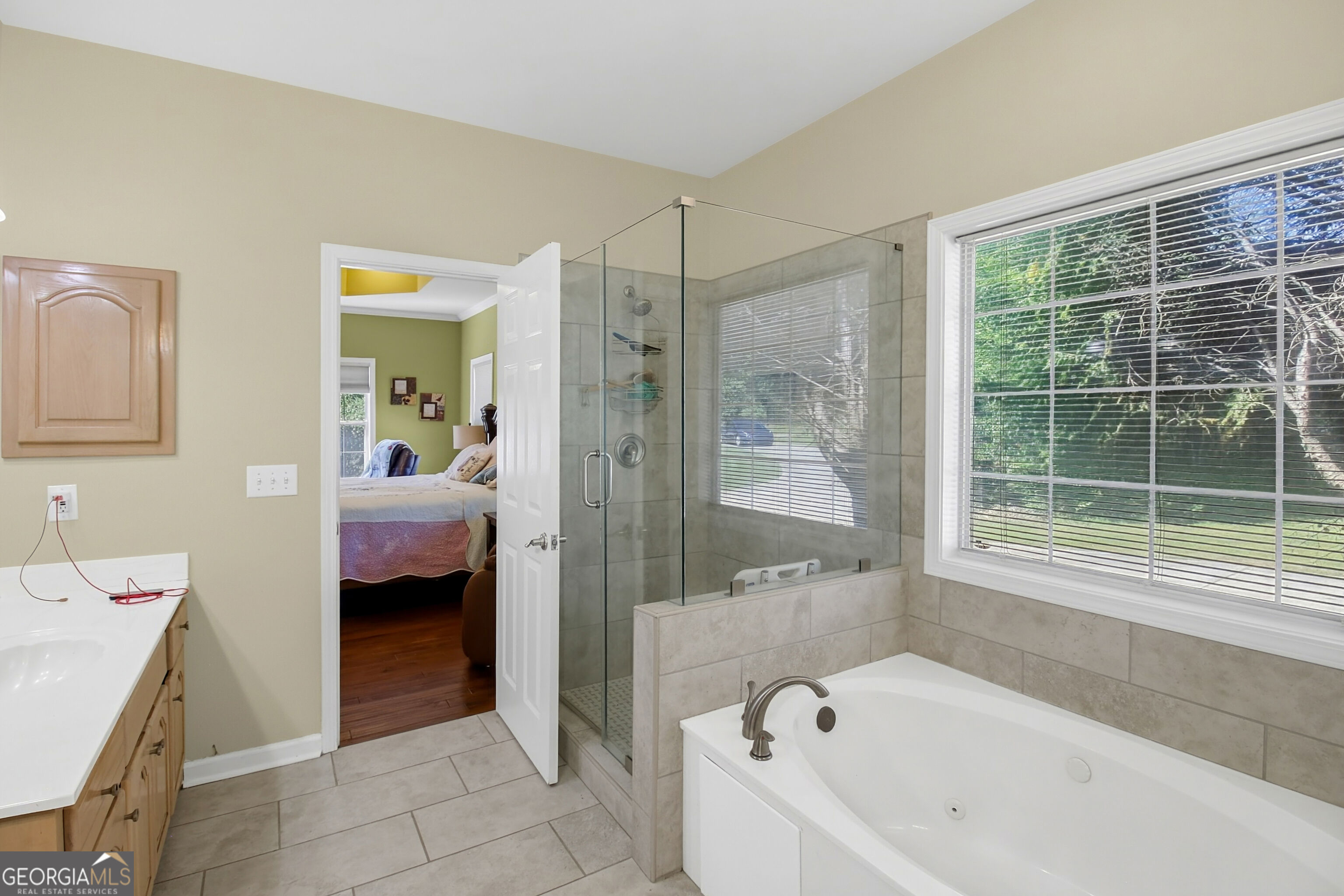 12136 Edgewater Drive Property Photo 28