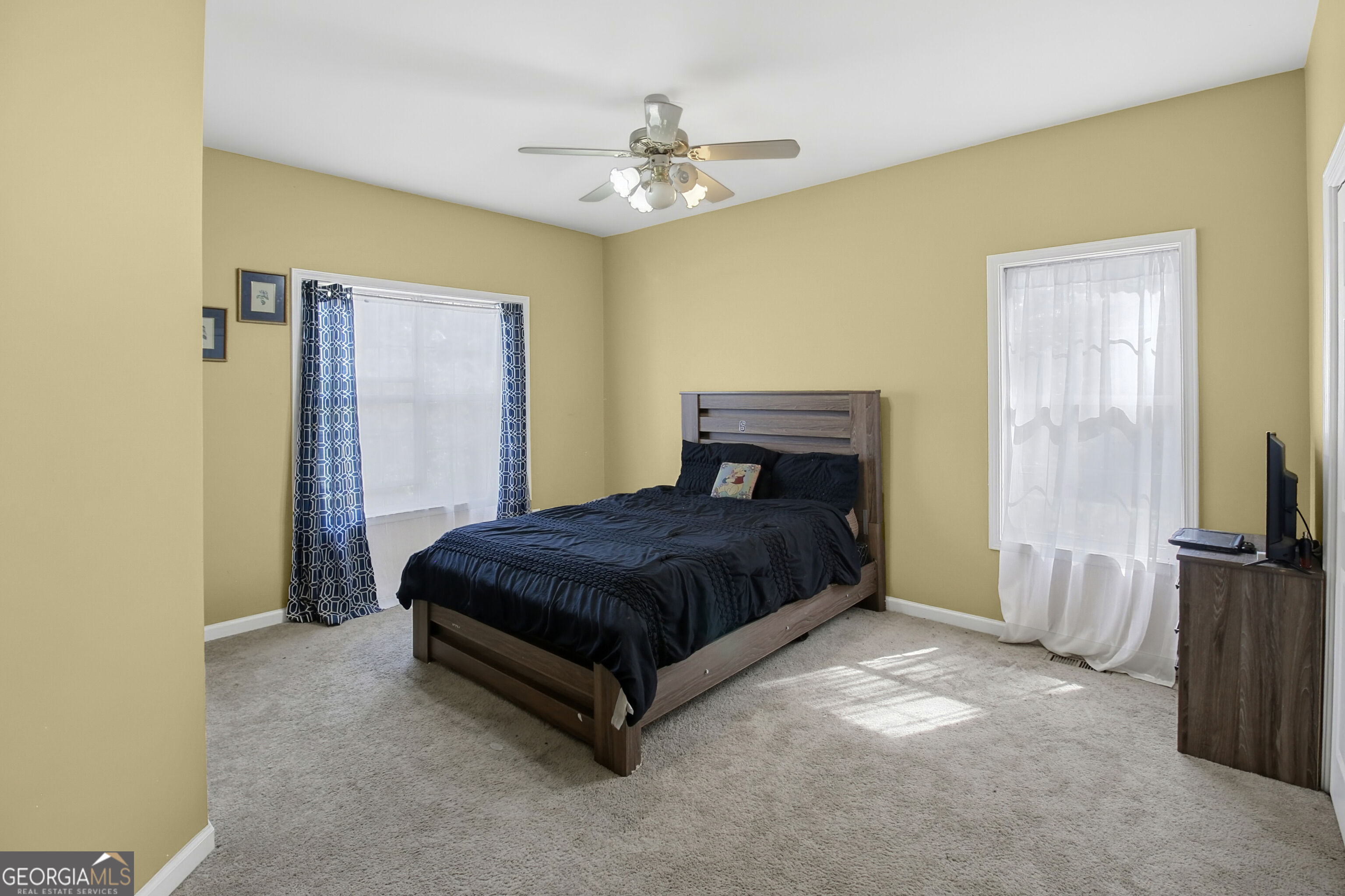 12136 Edgewater Drive Property Photo 32