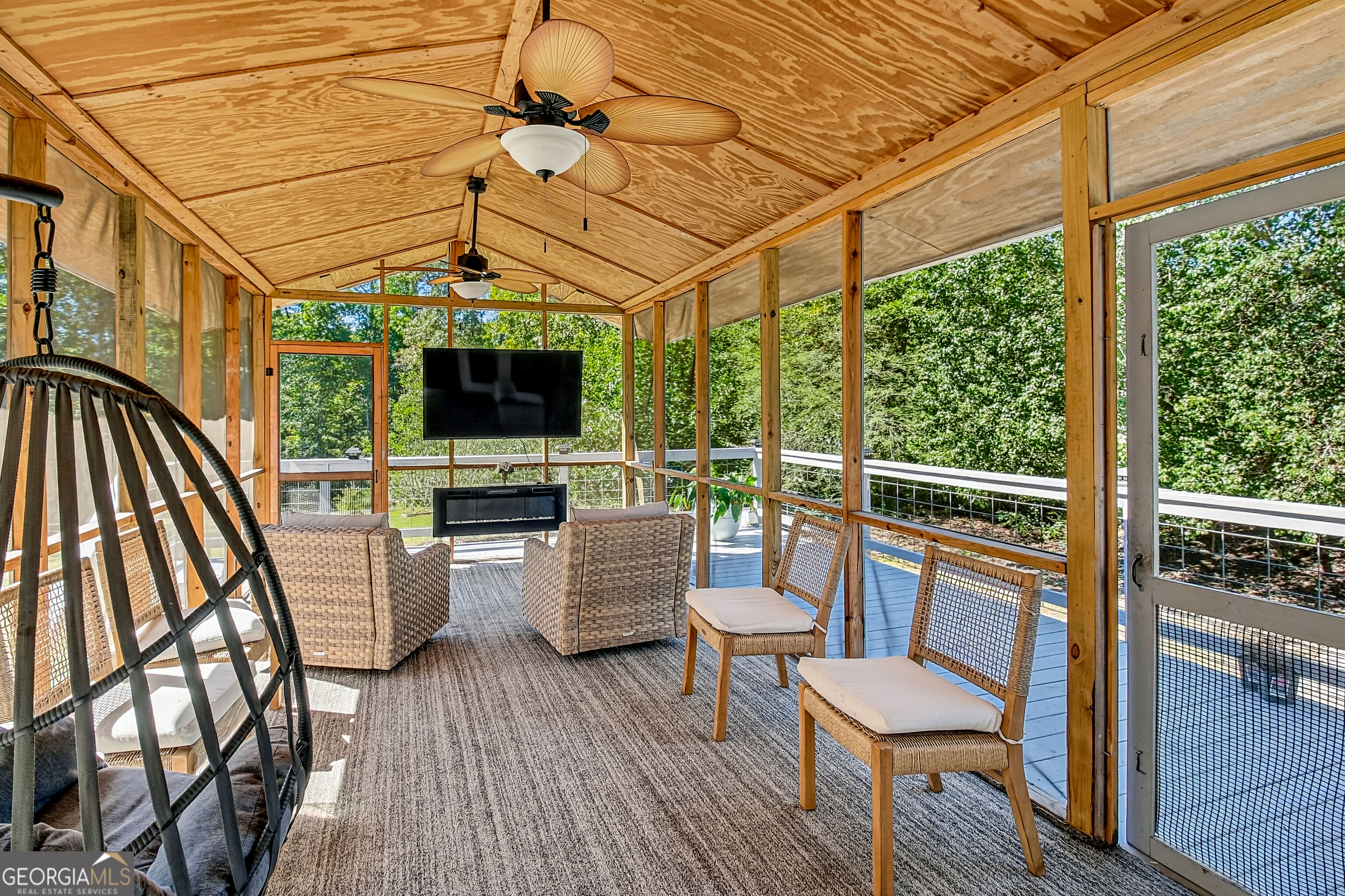 12136 Edgewater Drive Property Photo 44