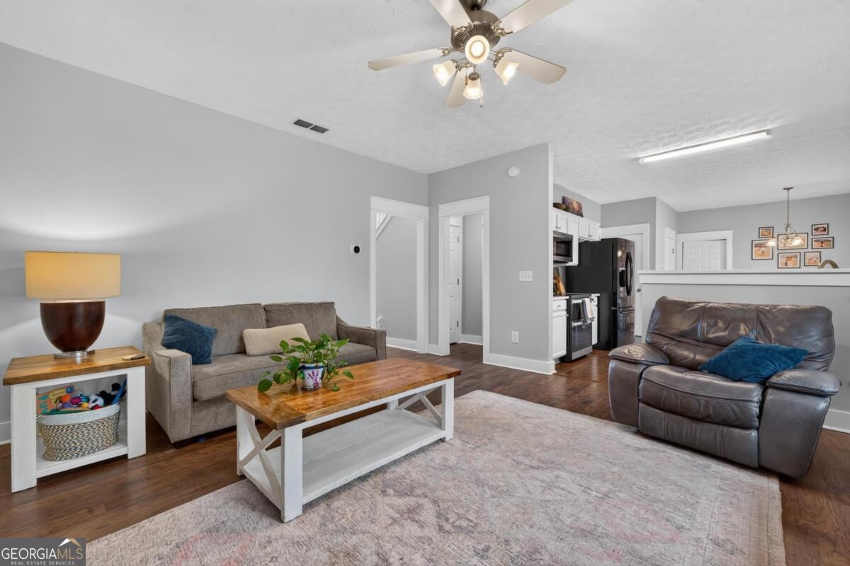 121 Collis Circle Property Photo 24