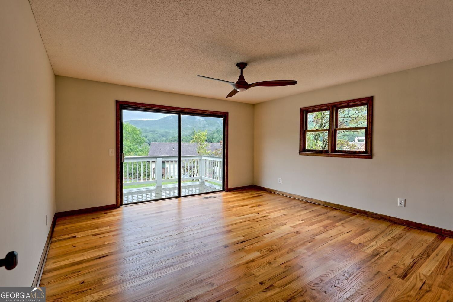 156 Tahoe Lane Property Photo 30