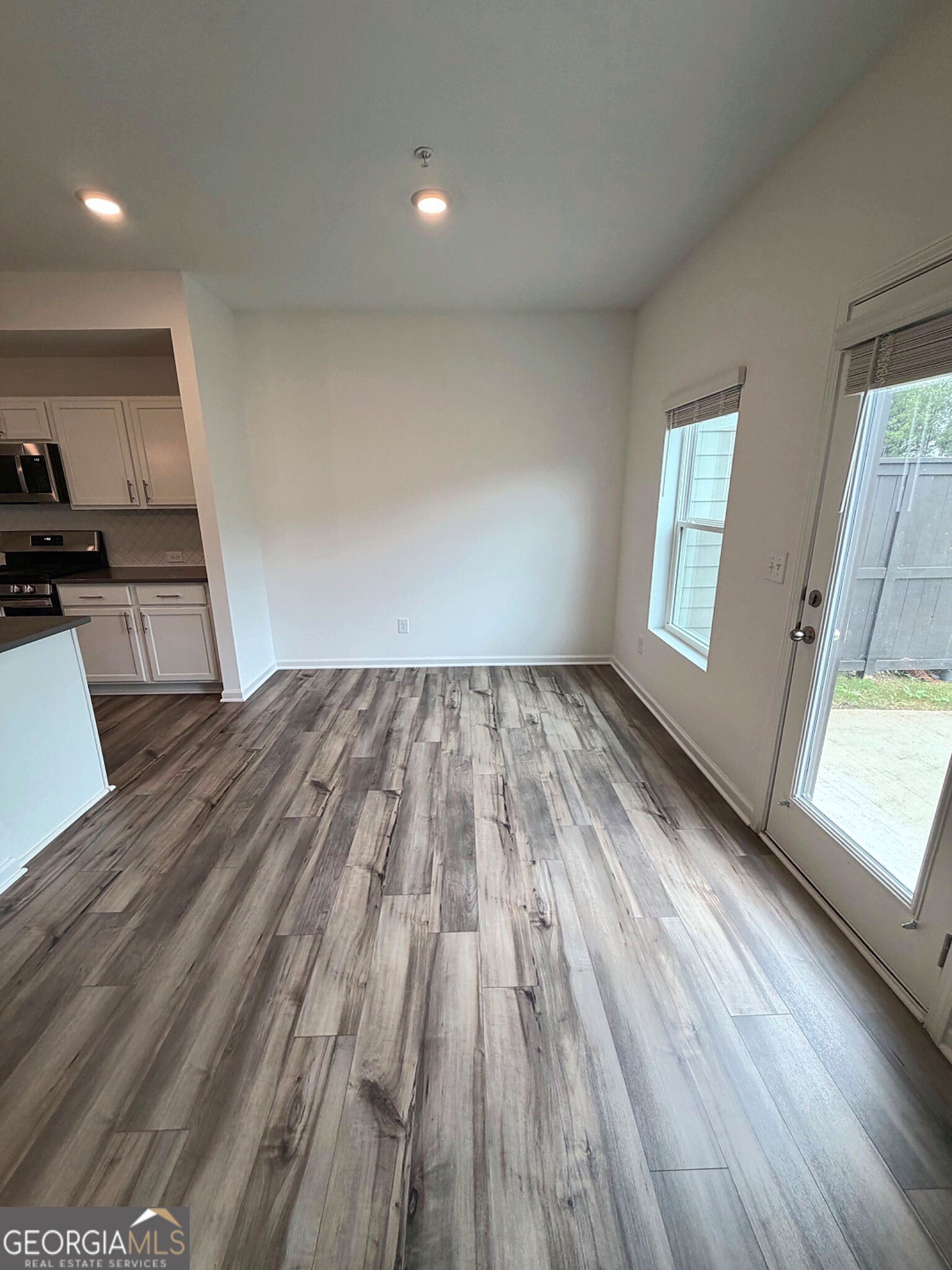 5130 Arista Drive Property Photo 5