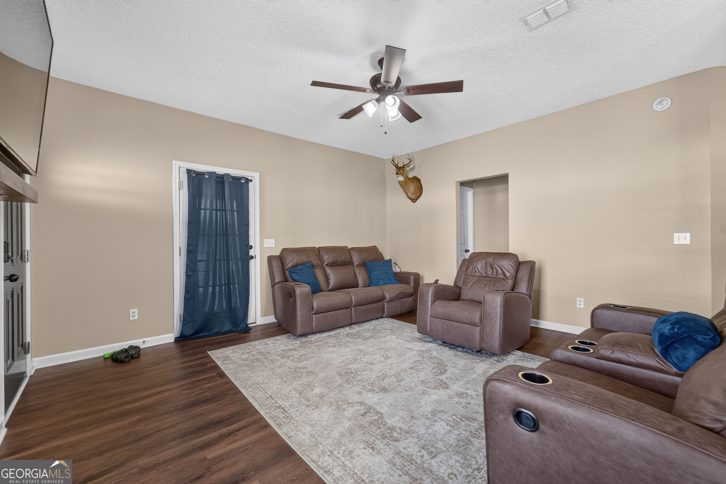 4074 Meadow Circle Property Photo 10