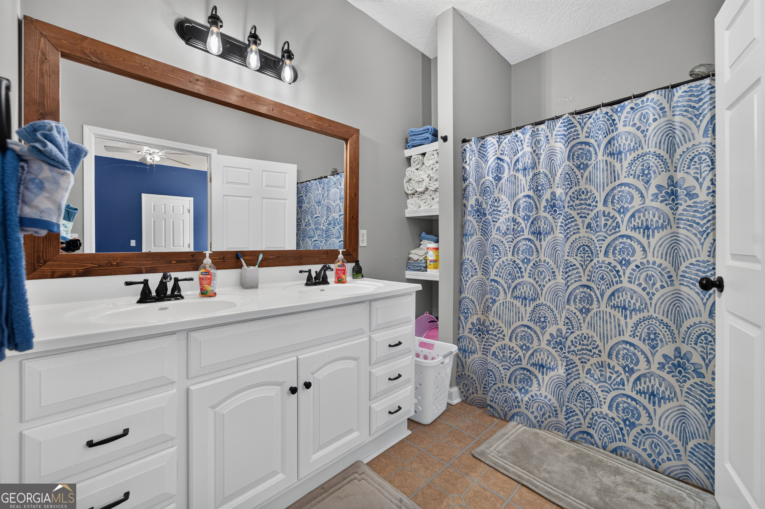 4074 Meadow Circle Property Photo 14