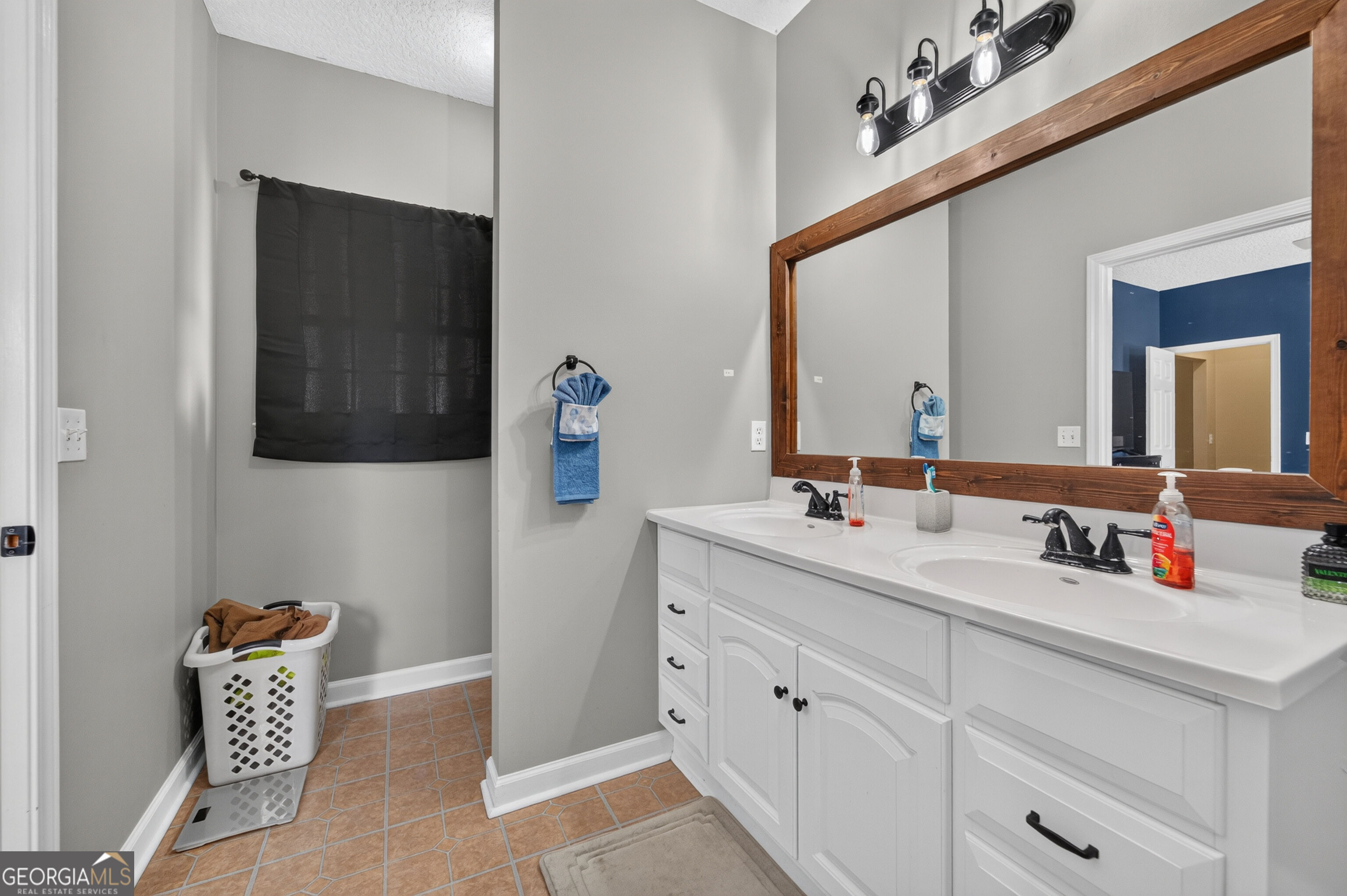 4074 Meadow Circle Property Photo 15