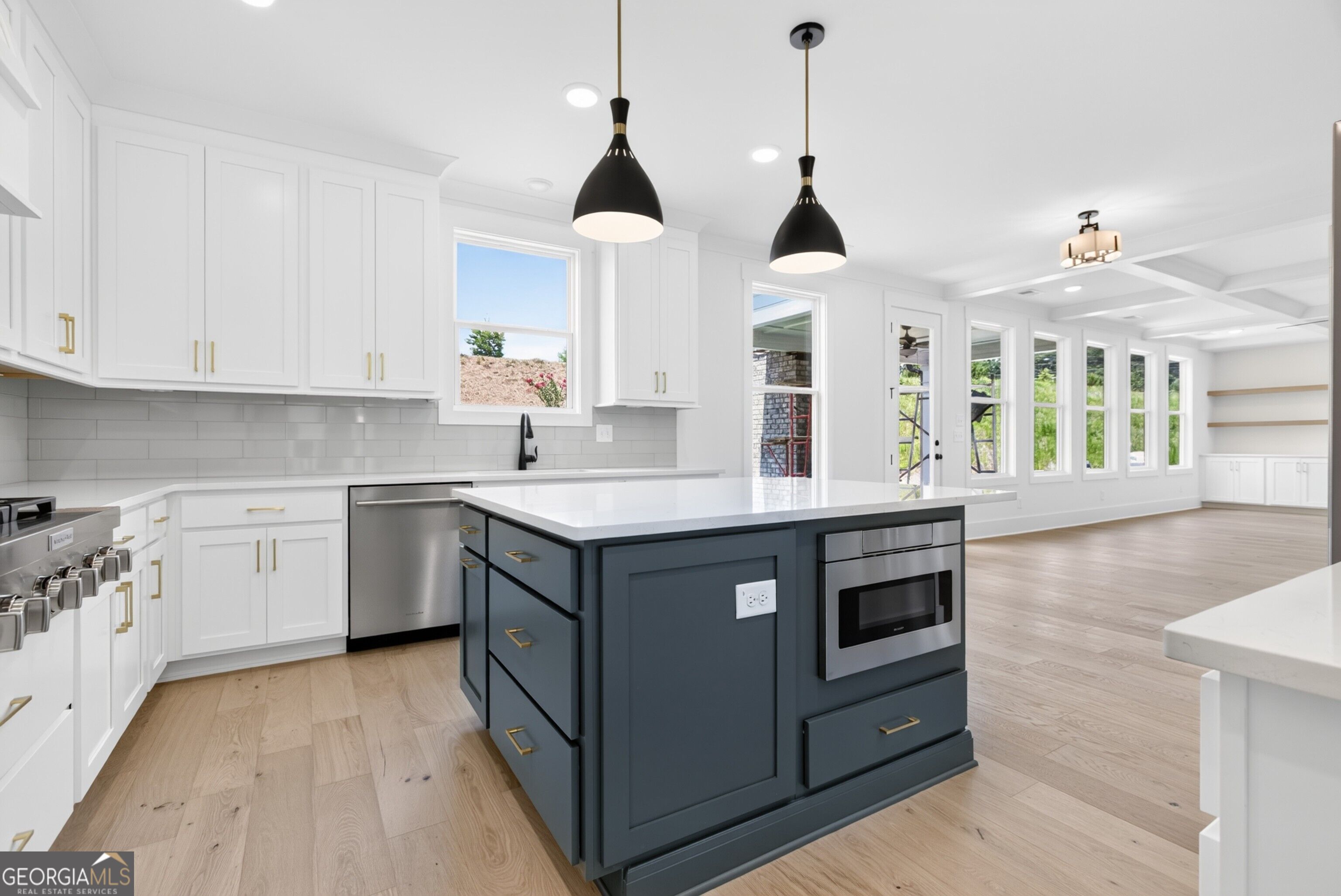 5591 Meadowstone Walk Property Photo 10