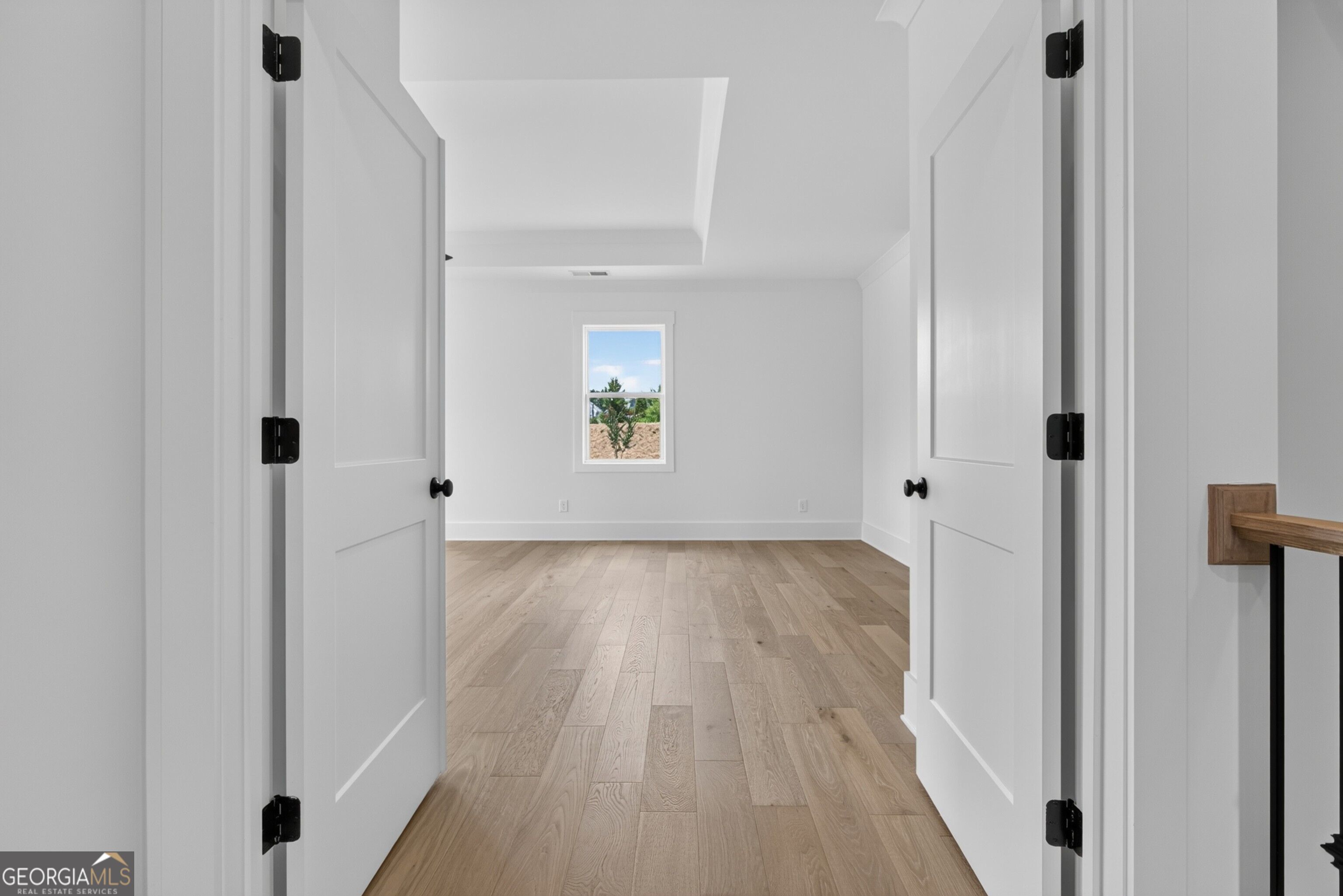 5591 Meadowstone Walk Property Photo 14