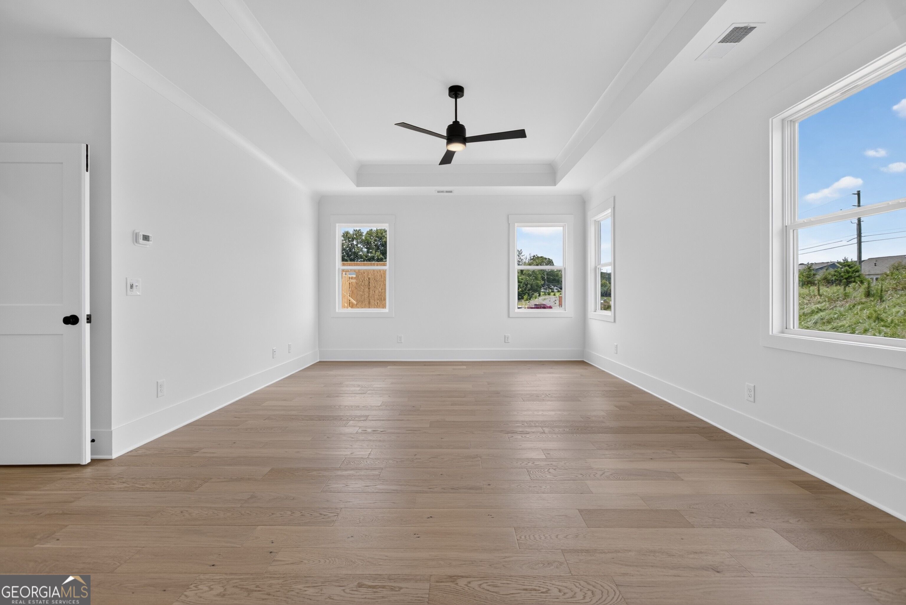 5591 Meadowstone Walk Property Photo 15