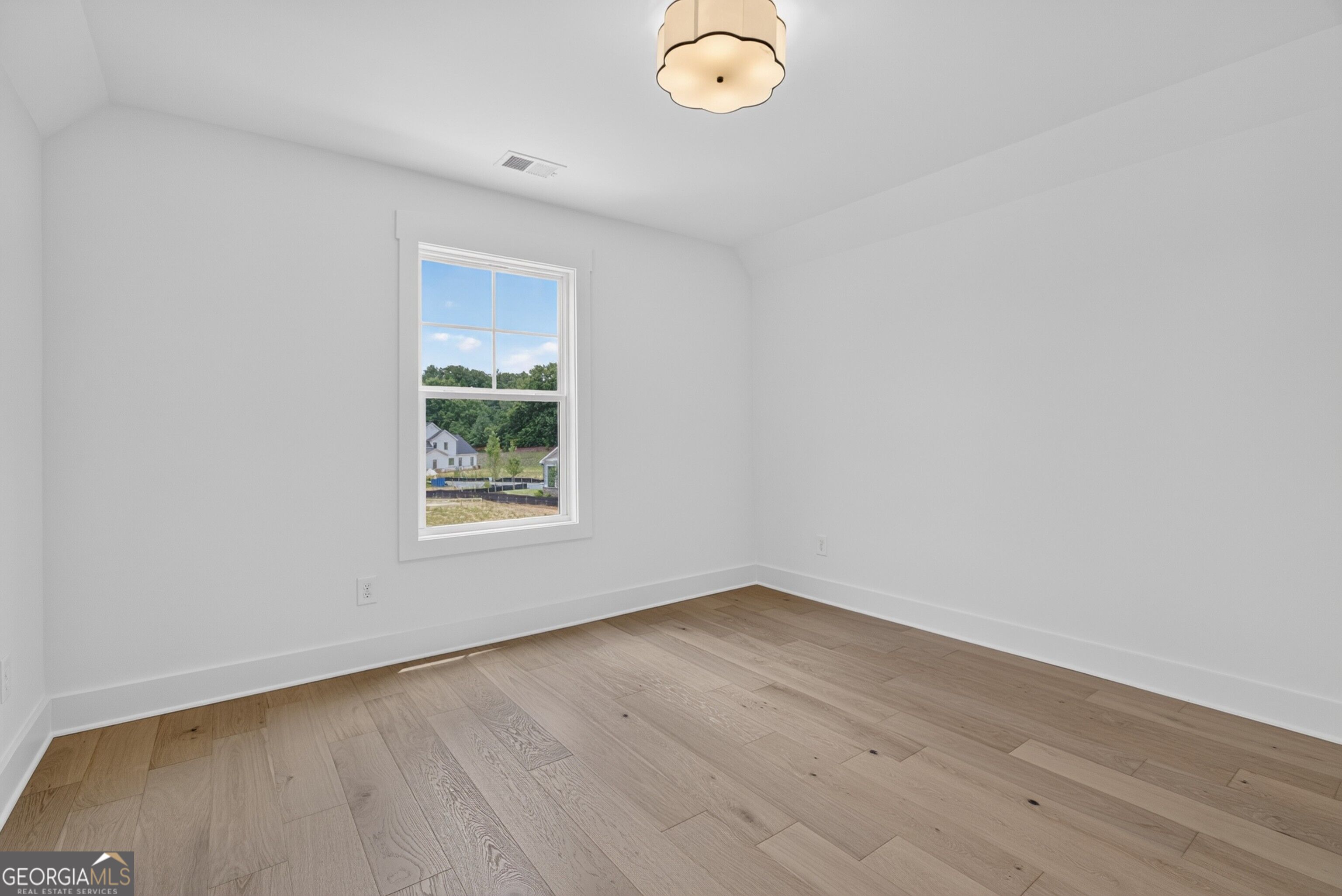 5591 Meadowstone Walk Property Photo 29