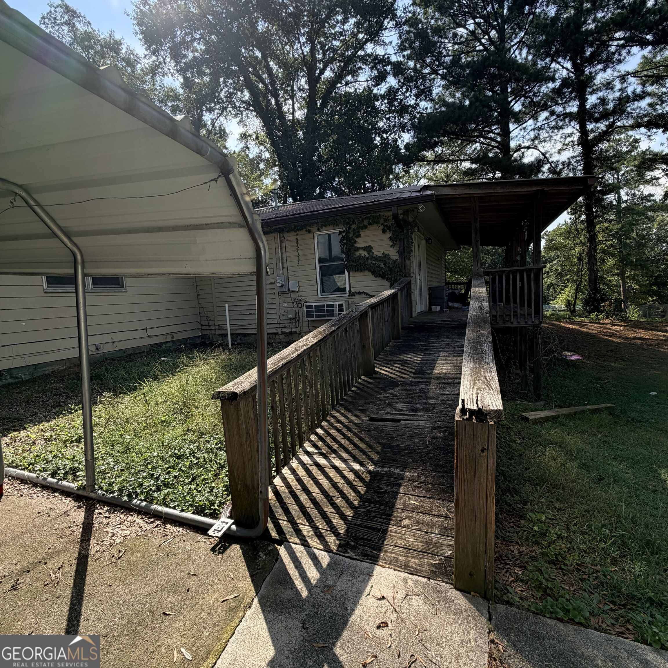 3295 Chatsworth Road Se Property Photo 8
