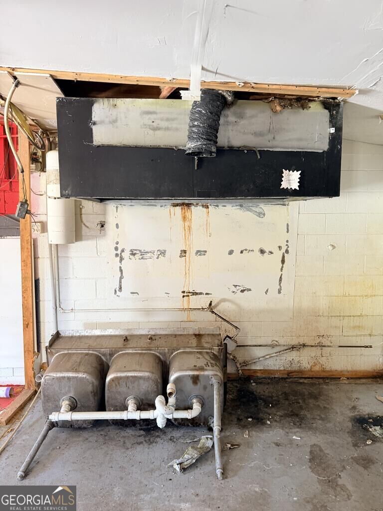409 S Seale Road Property Photo 12