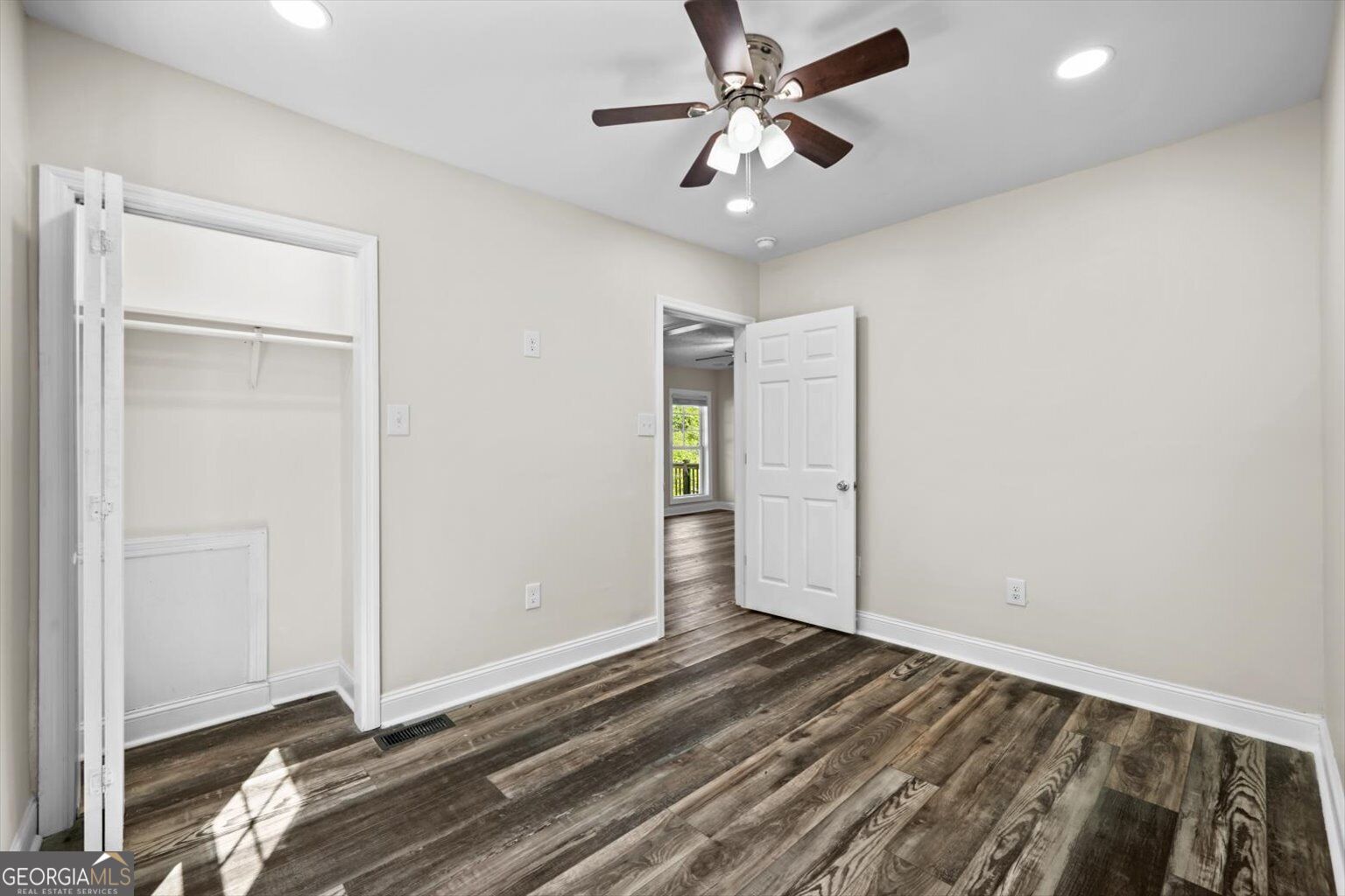 809 W Crawford Street Property Photo 22