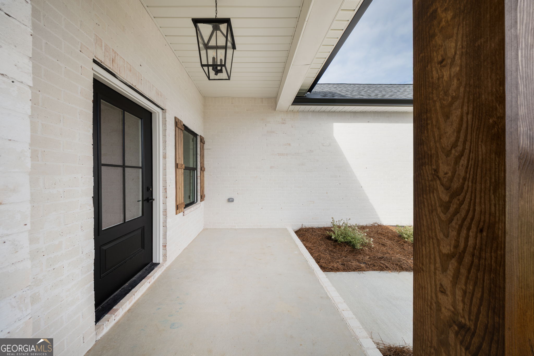 141 Early Drive Property Photo 3