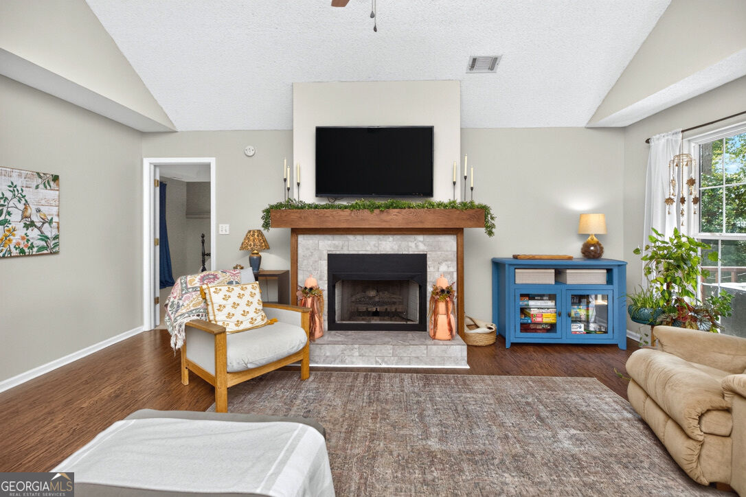 103 Willow Glen Property Photo 8