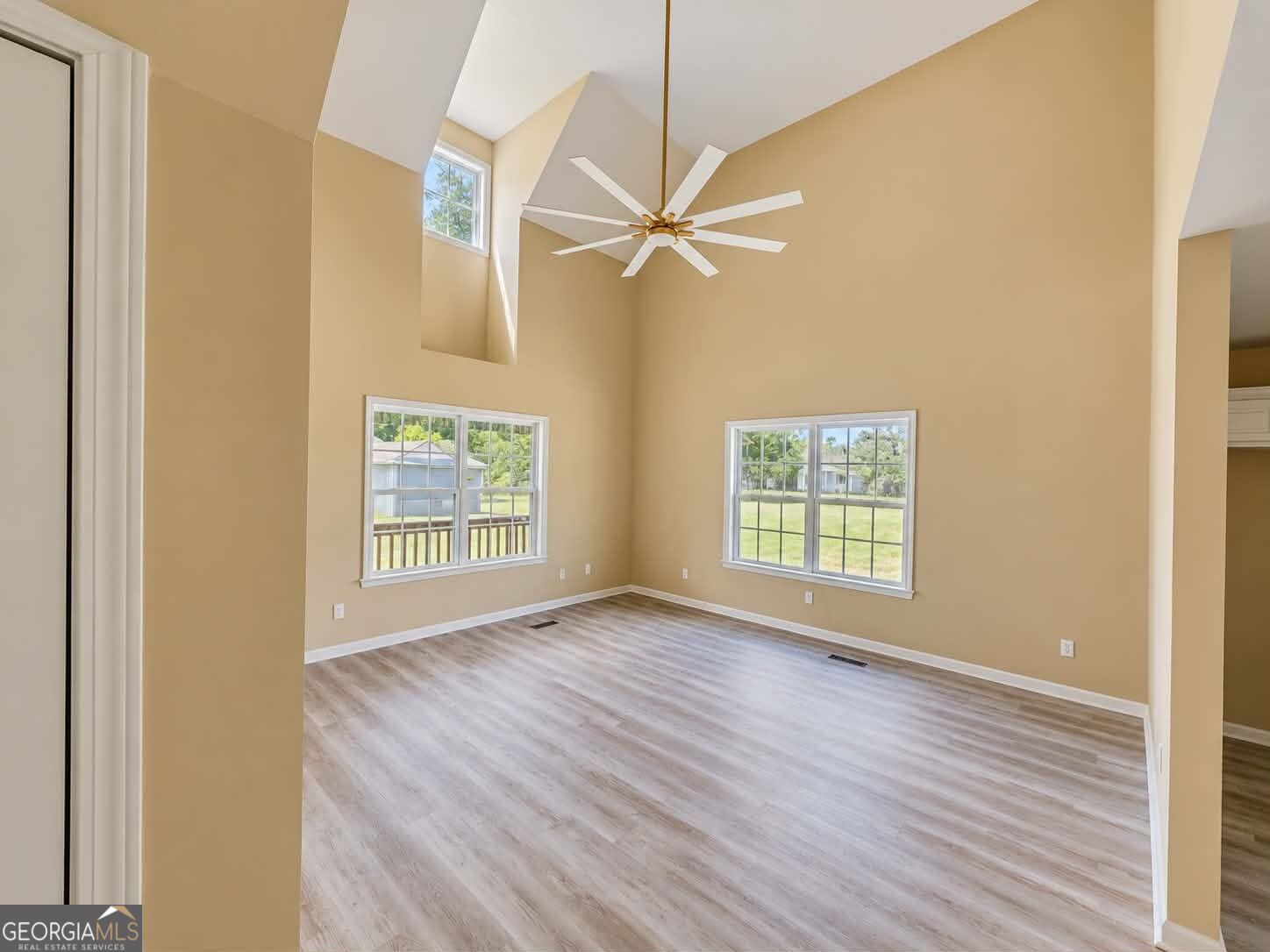 104 Silver Maple Court Property Photo 2