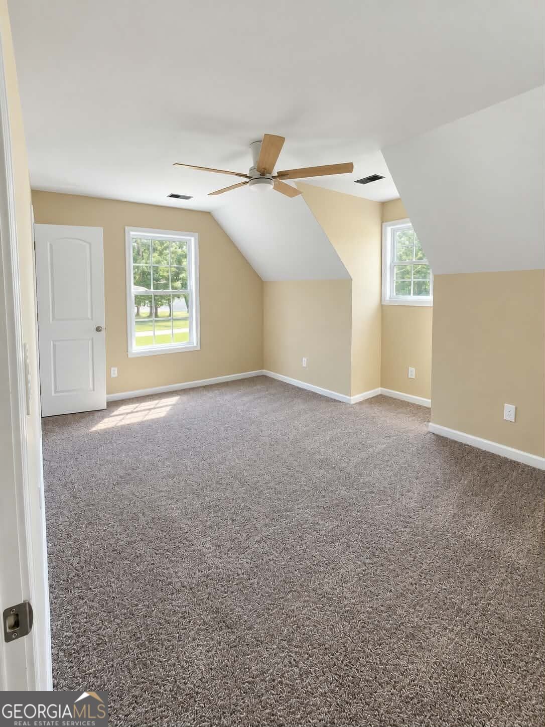 104 Silver Maple Court Property Photo 9