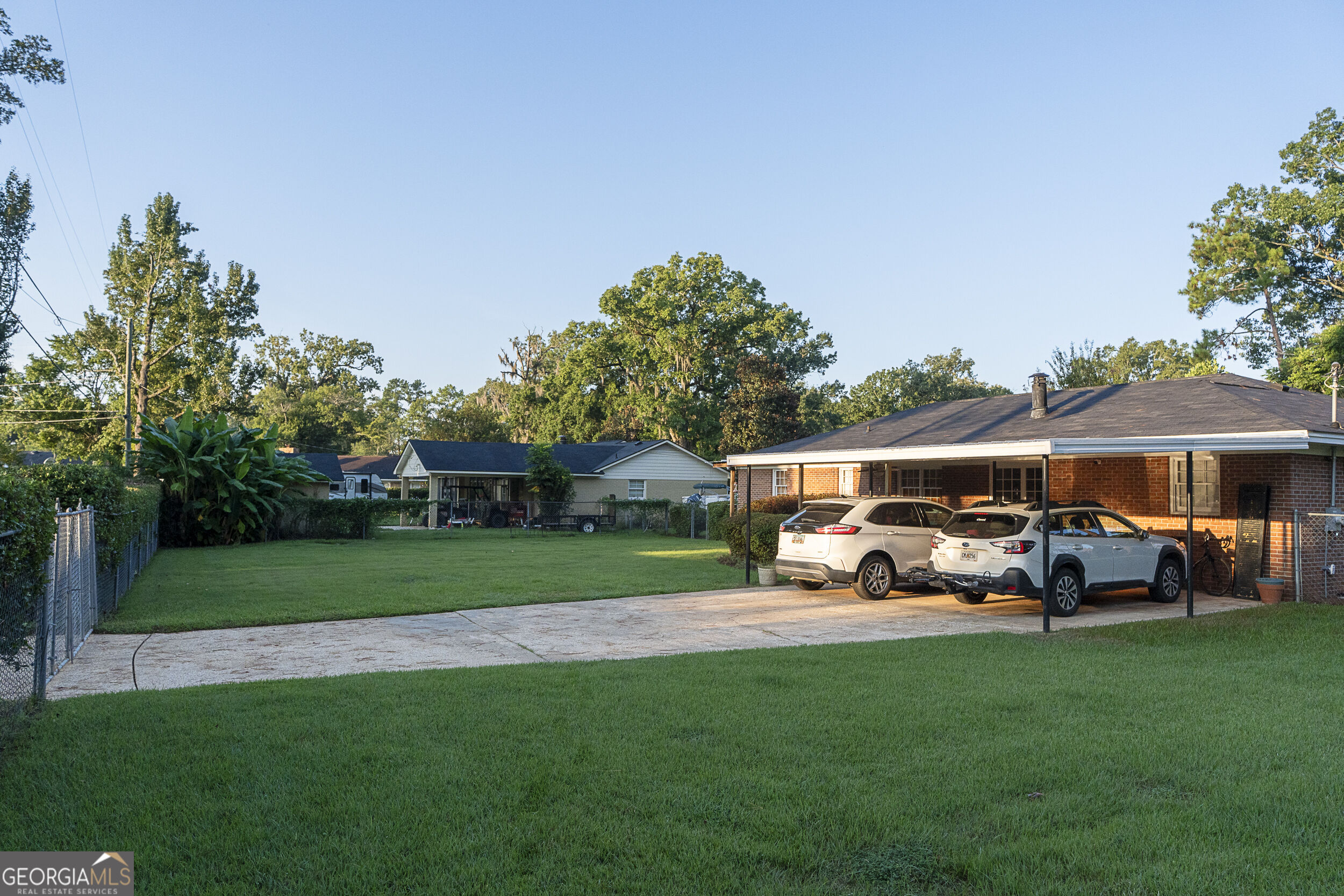 516 Summit Drive Property Photo 6