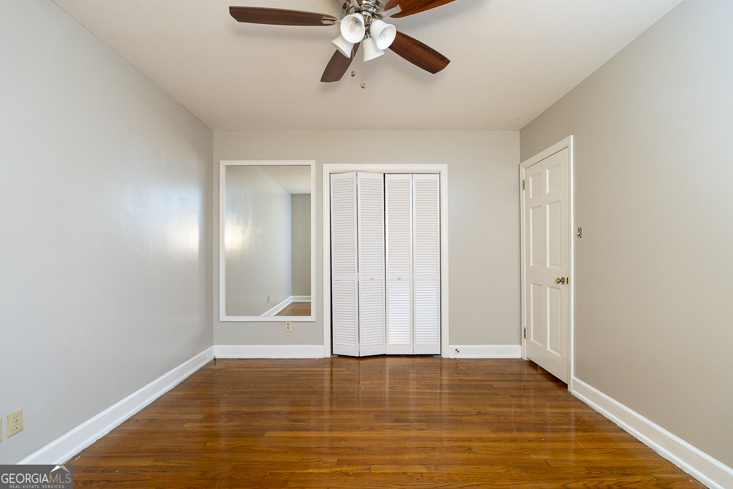 516 Summit Drive Property Photo 25