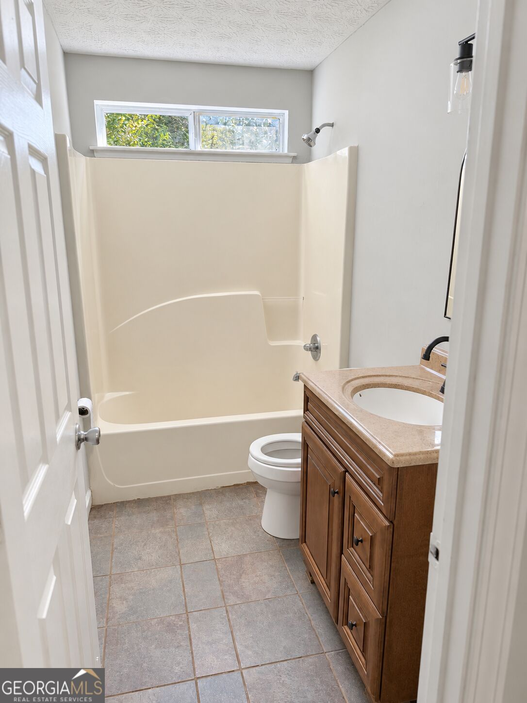 440 E Country Woods Drive Property Photo 8