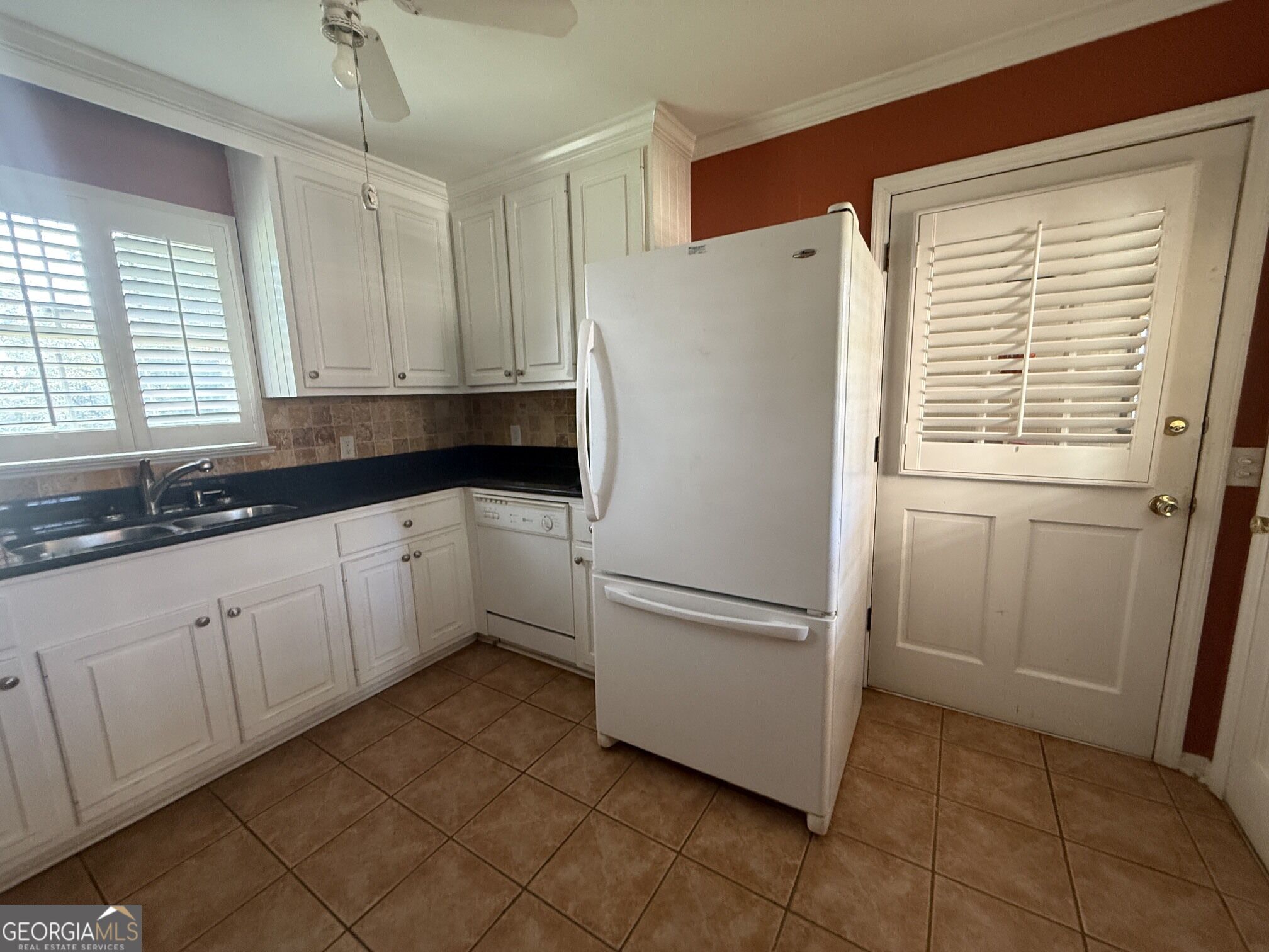 813 S Green Street Property Photo 9