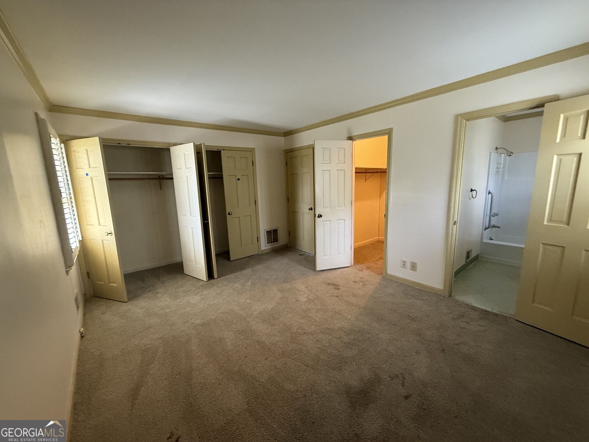 813 S Green Street Property Photo 17