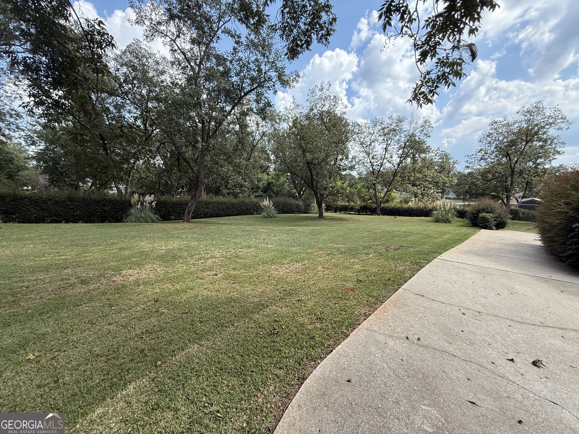 813 S Green Street Property Photo 32
