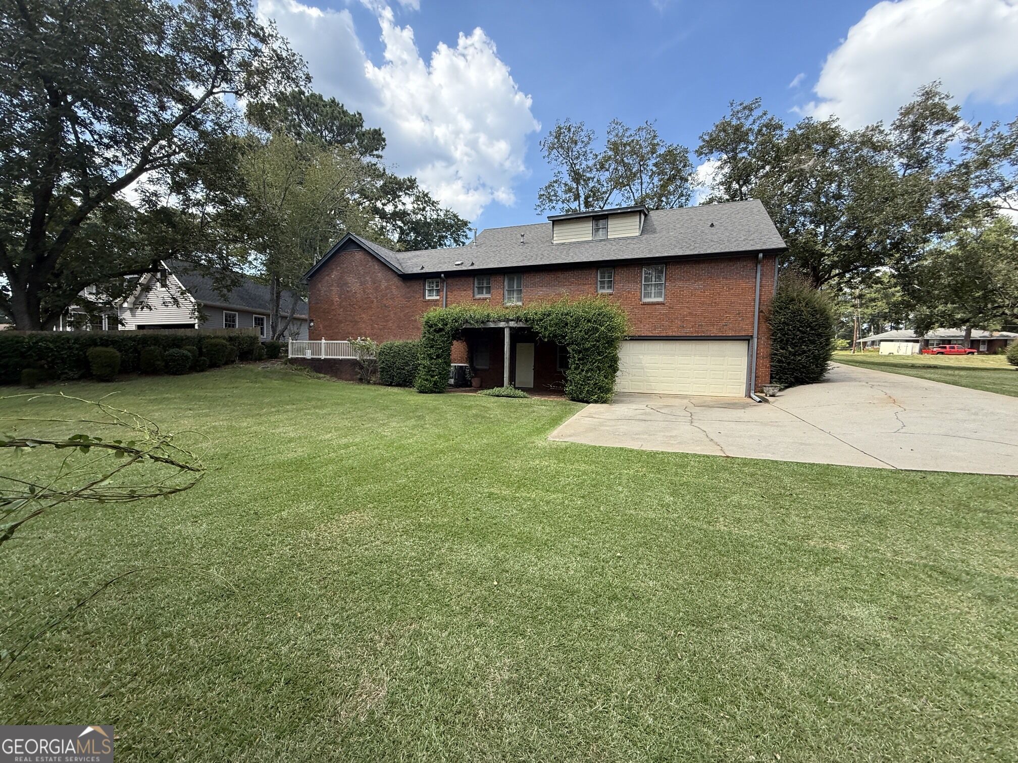 813 S Green Street Property Photo 35