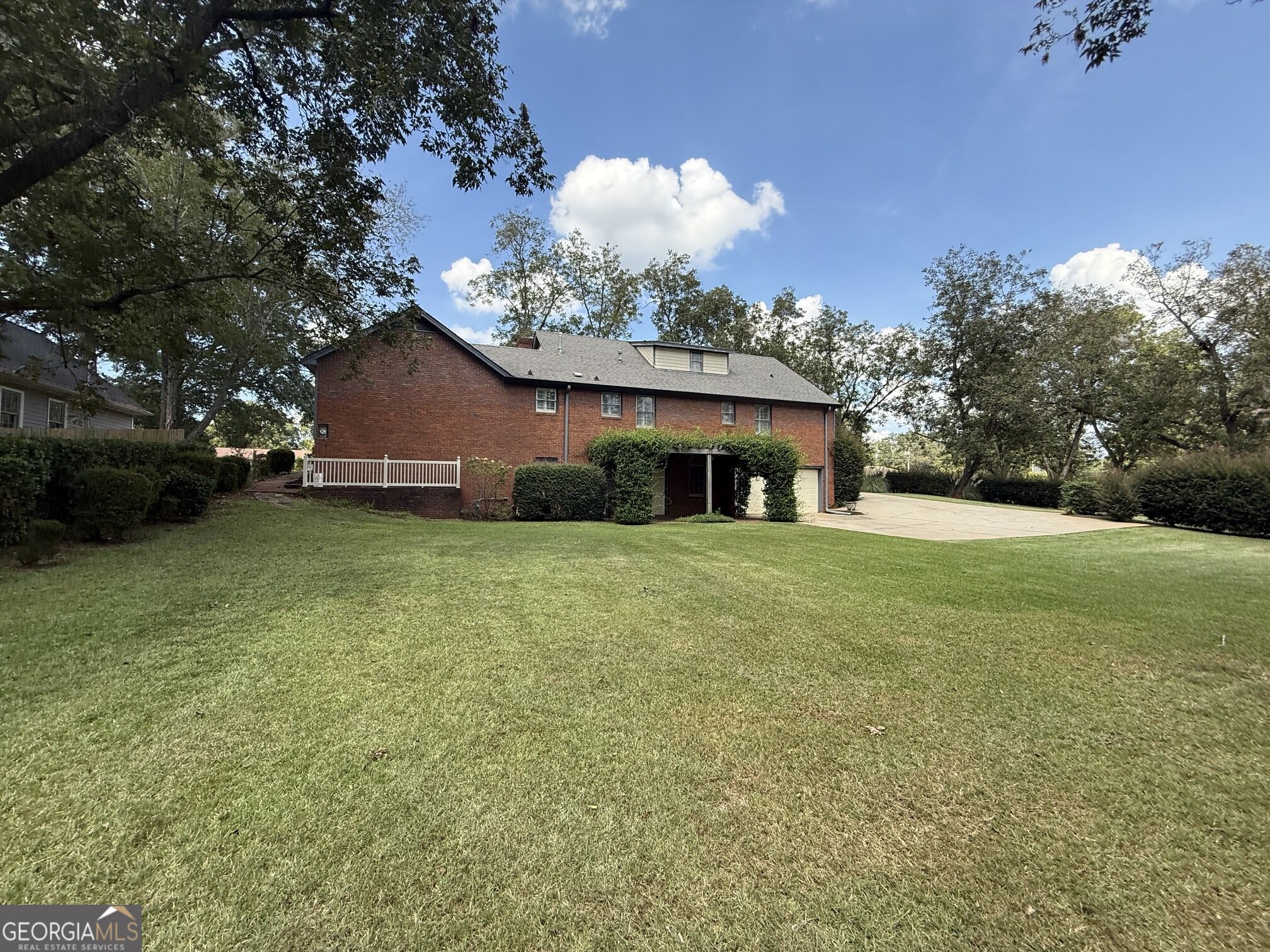 813 S Green Street Property Photo 37