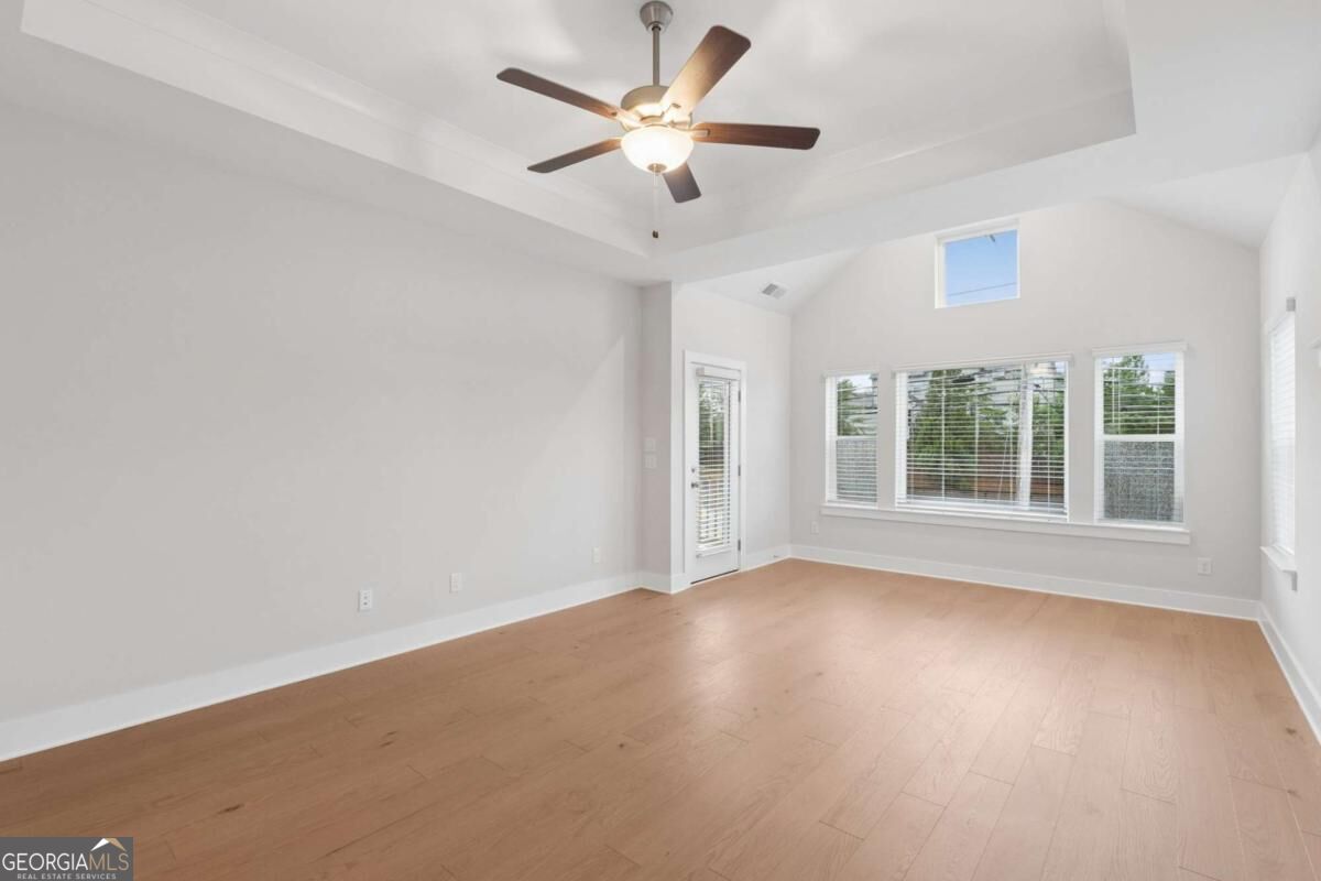 305 Beebalm Street Property Photo 11