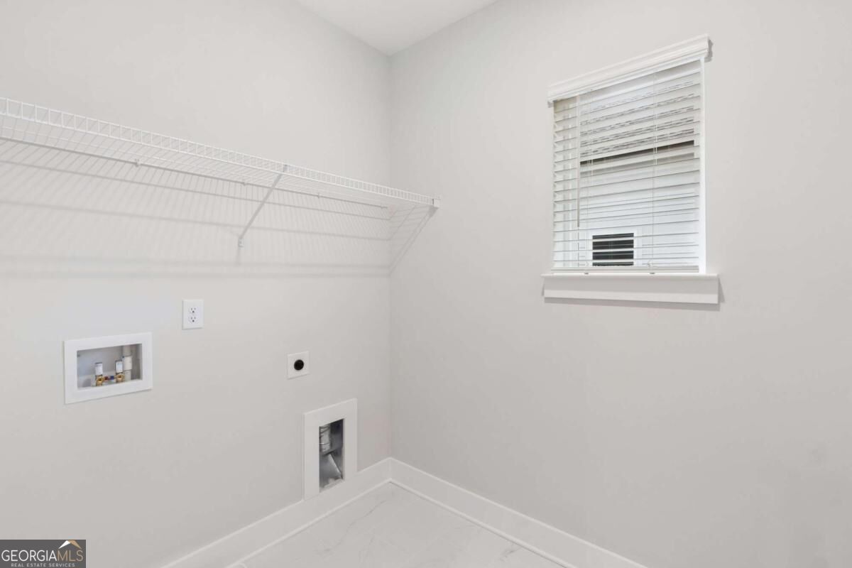305 Beebalm Street Property Photo 22