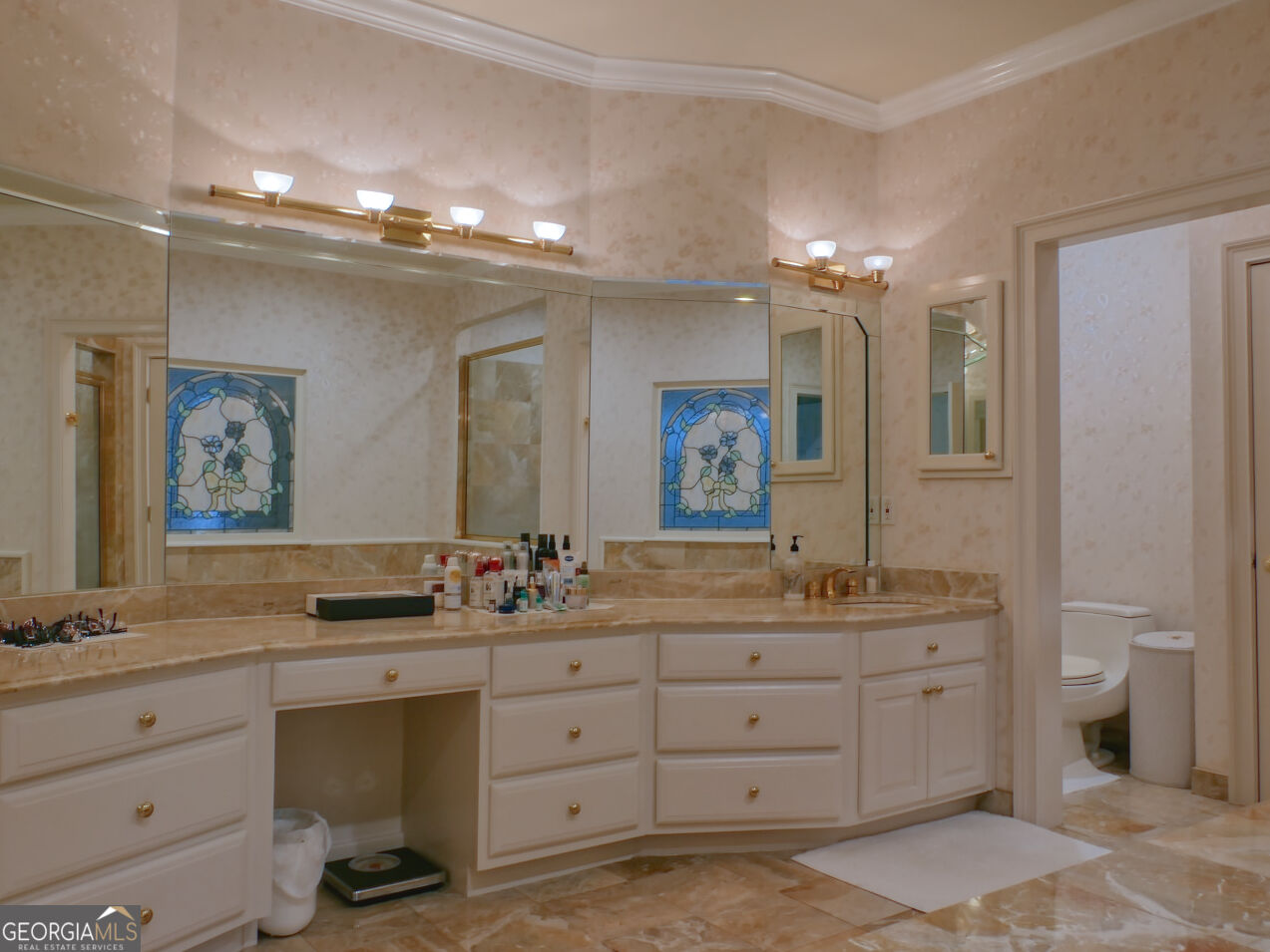 117 Congressional Court Property Photo 24