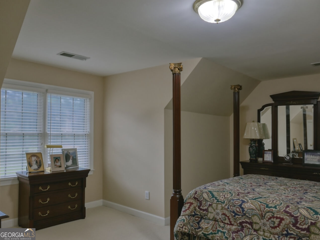 117 Congressional Court Property Photo 32