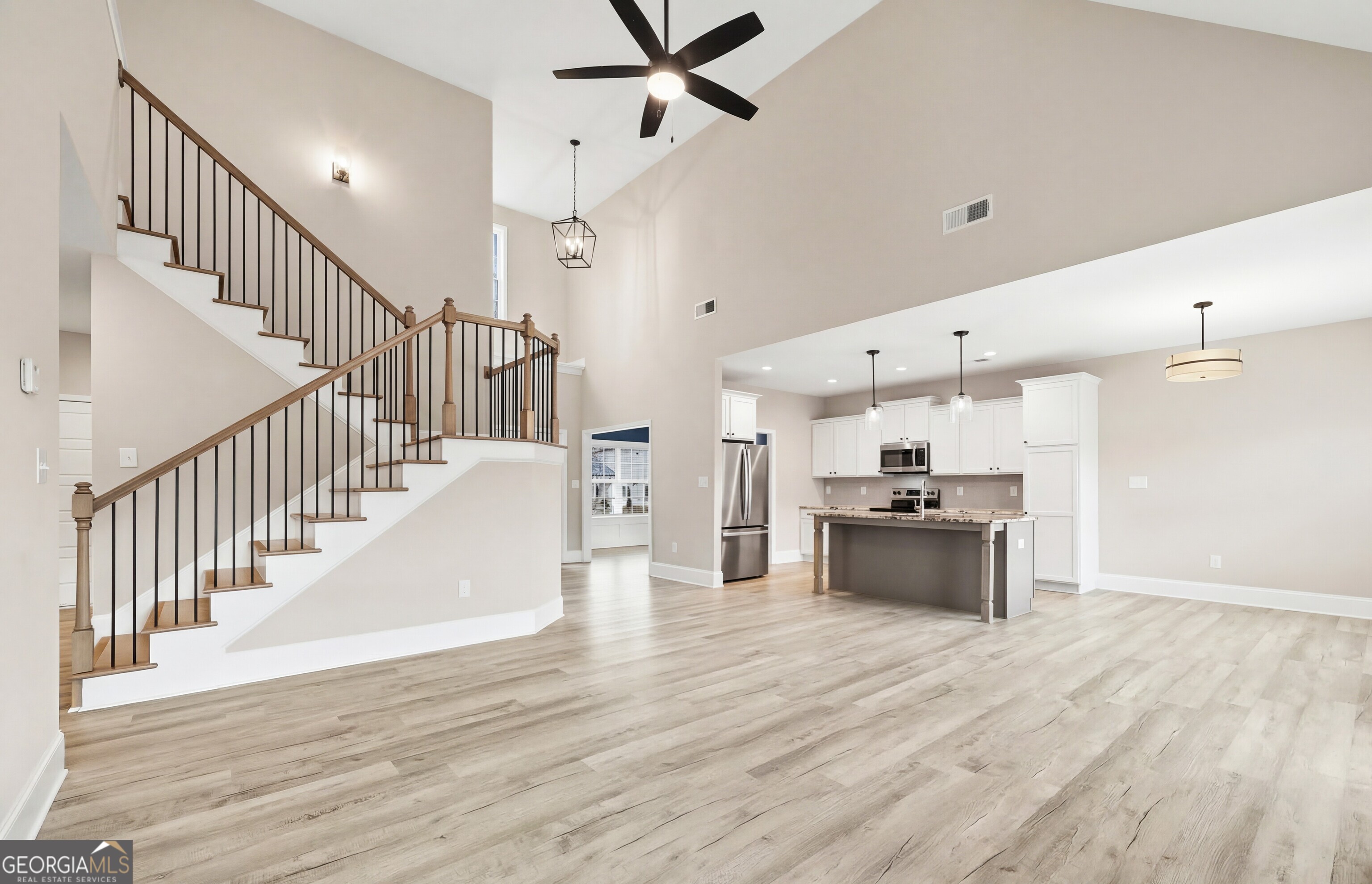 1810 Willow Creek Drive Property Photo 17