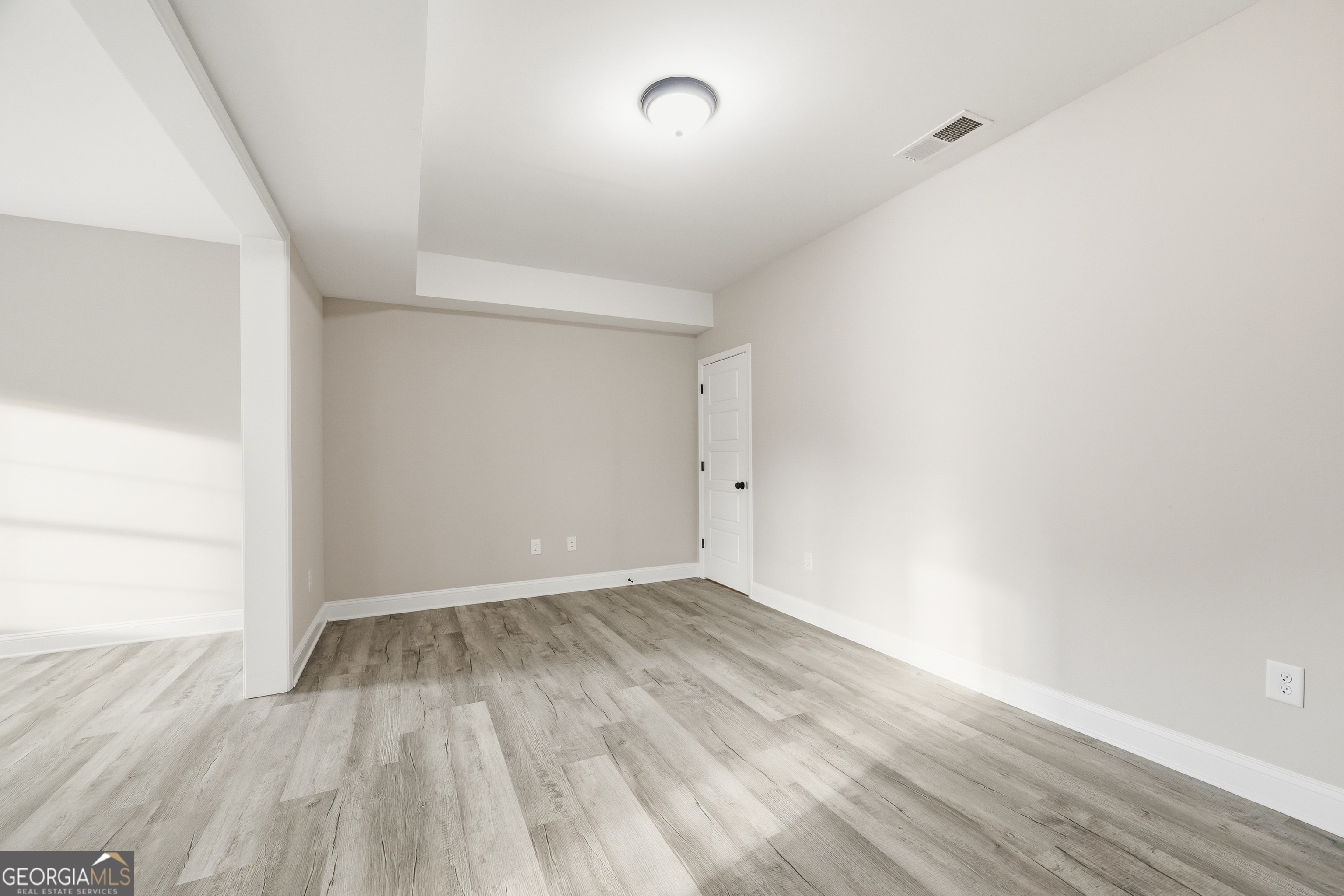 1810 Willow Creek Drive Property Photo 43